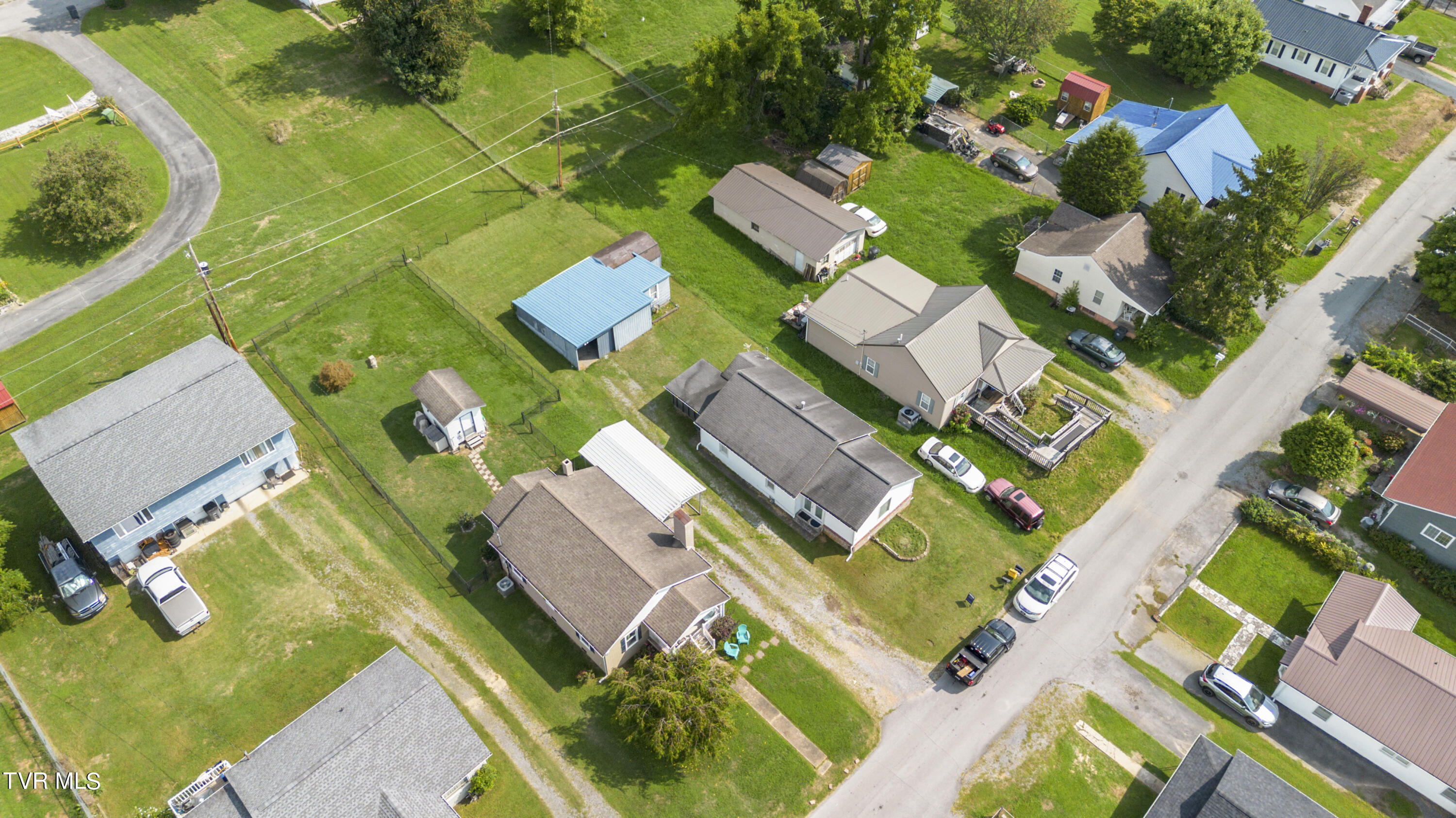 431 Bay Street, Mount Carmel, Tennessee image 38