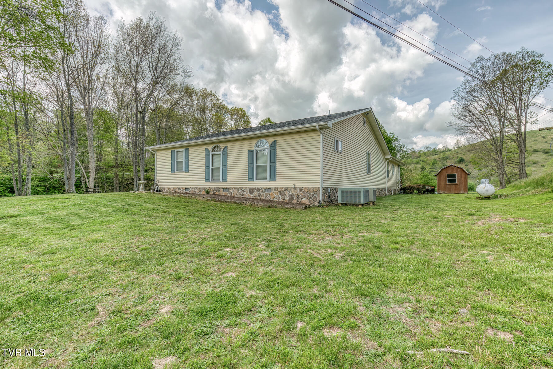 112 Conns Drive, Tazewell, Virginia image 13