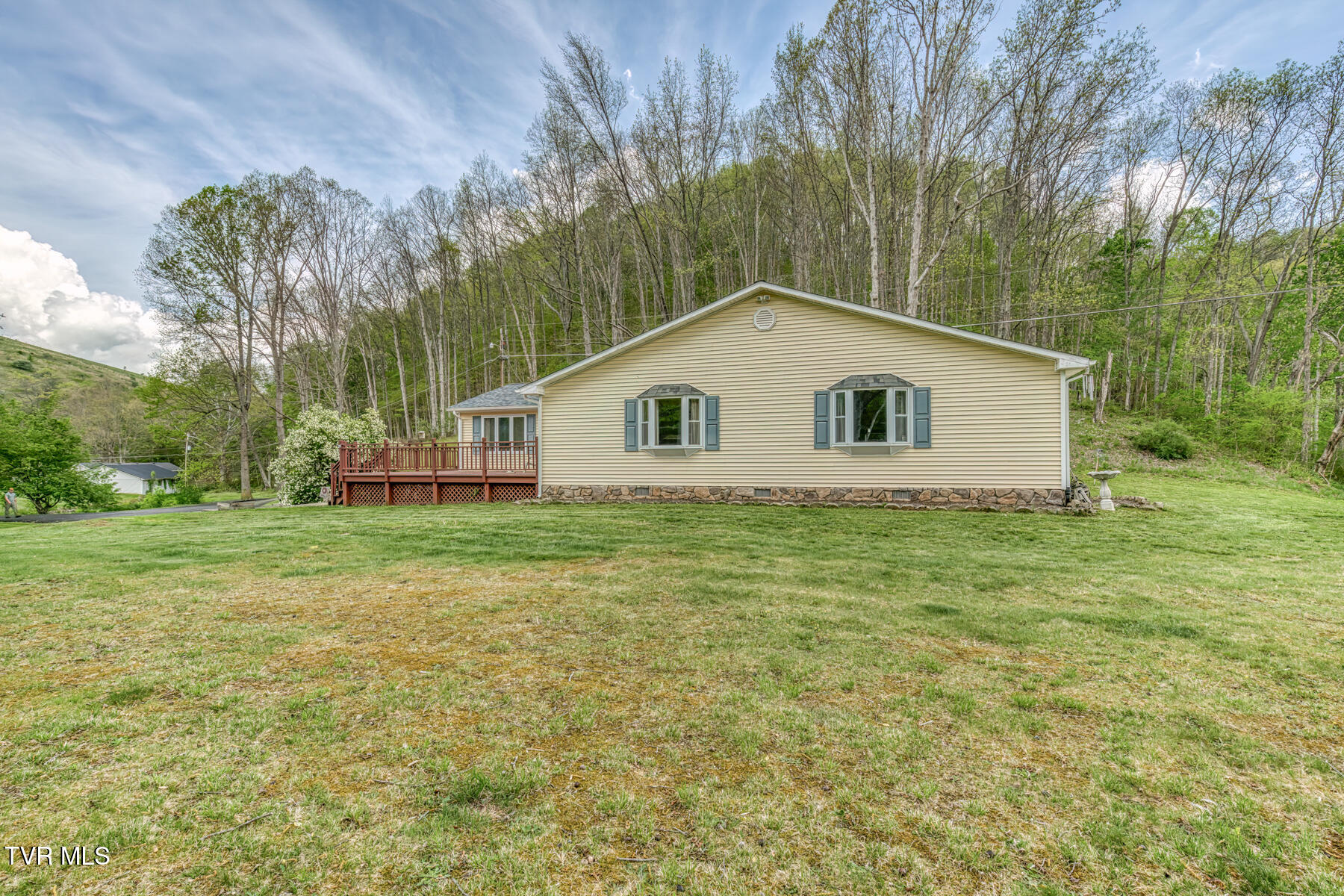 112 Conns Drive, Tazewell, Virginia image 7