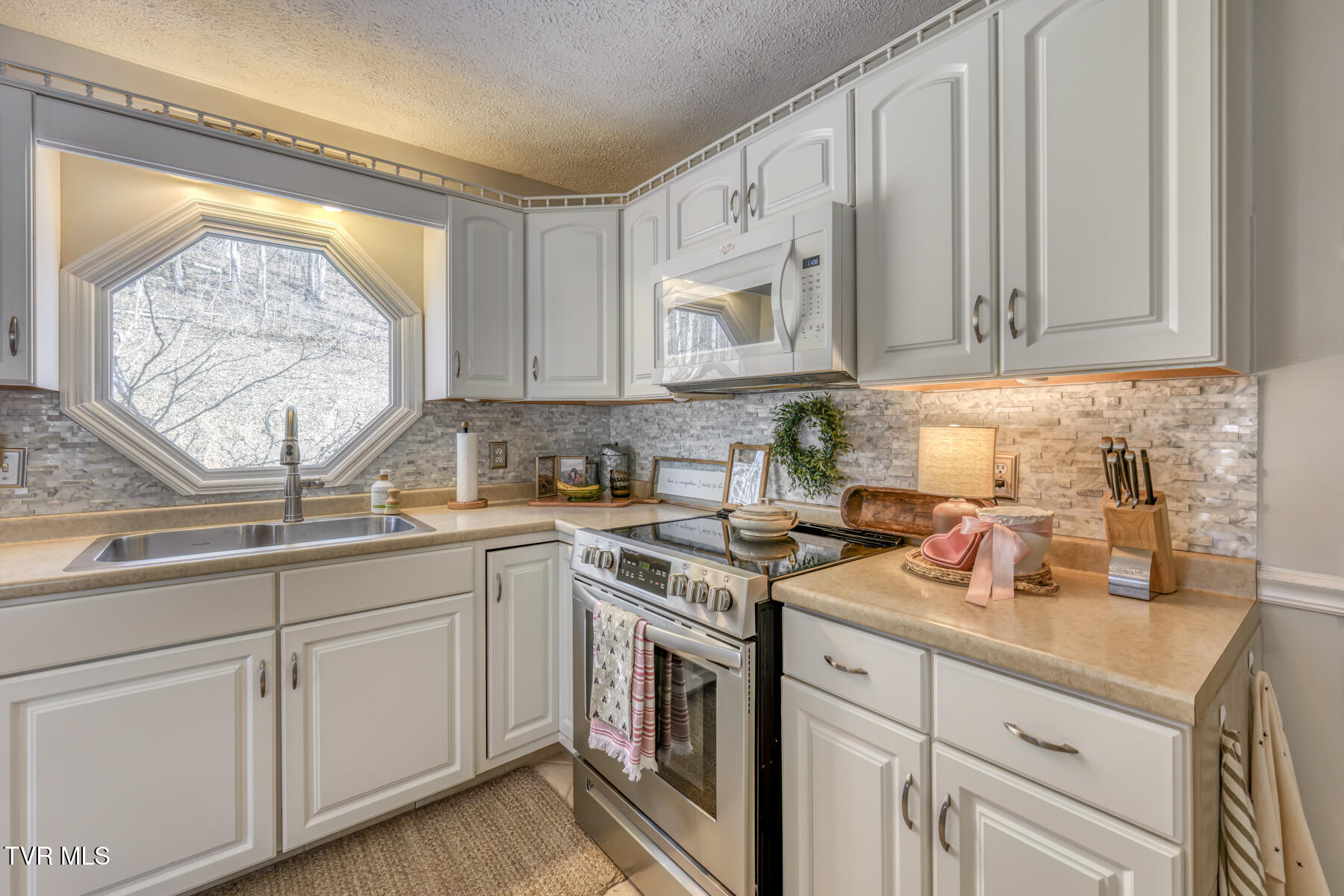112 Conns Drive, Tazewell, Virginia image 13