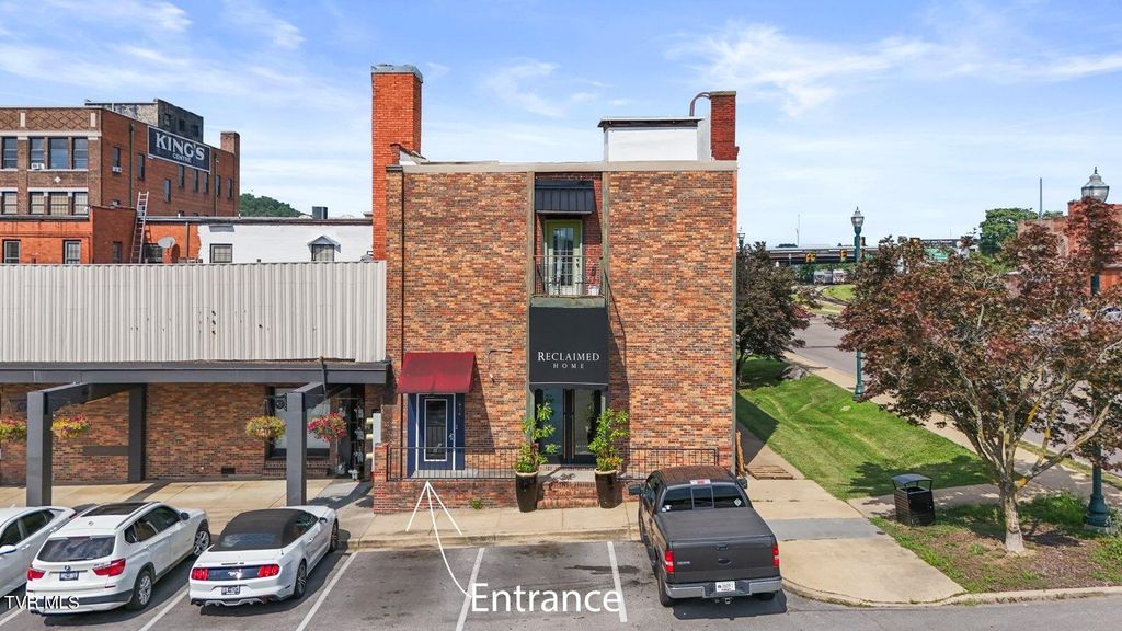 Photo of 414 Roan Street #202, Johnson City, TN 37601 (MLS # 9986868)