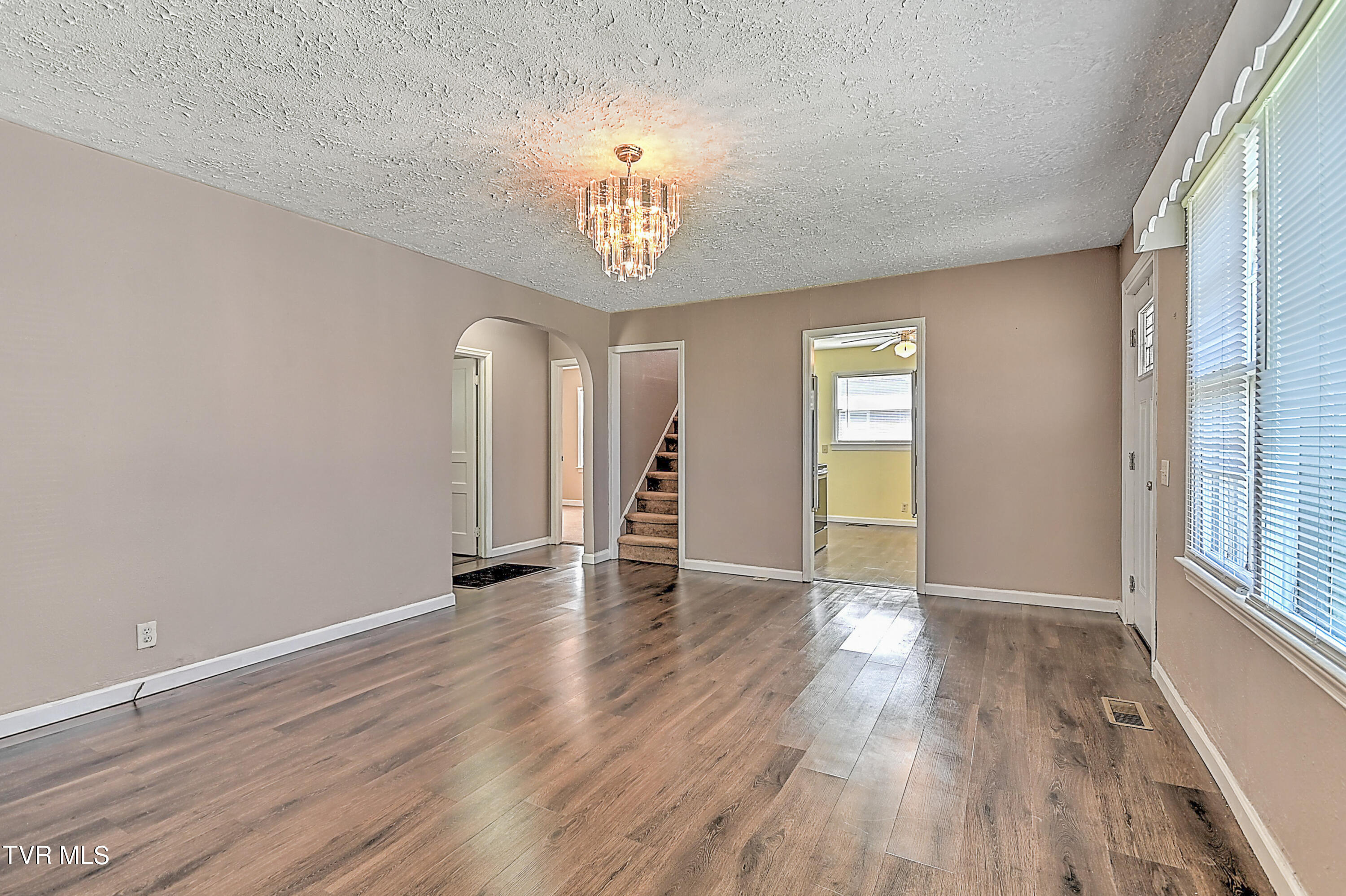 379 Oakland Street, Abingdon, Virginia image 12