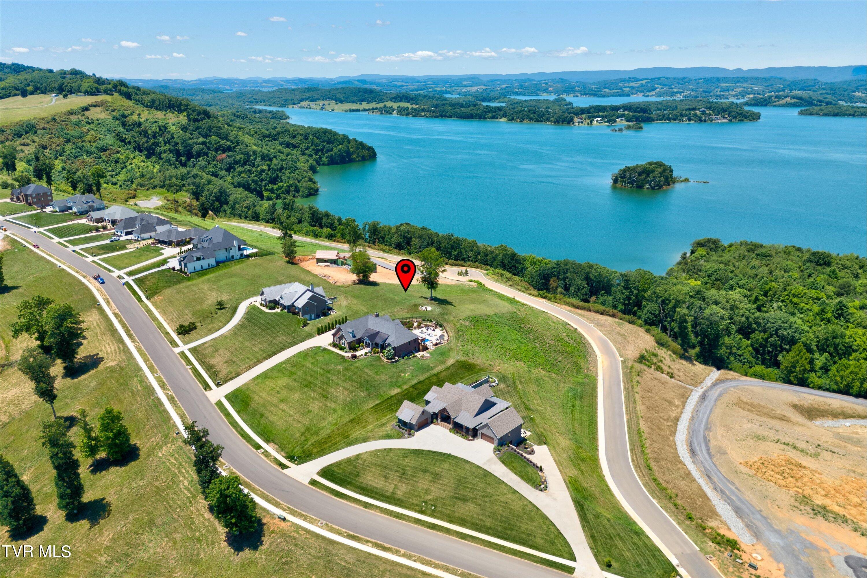 2652 Serenity Sound, Morristown, Tennessee image 2