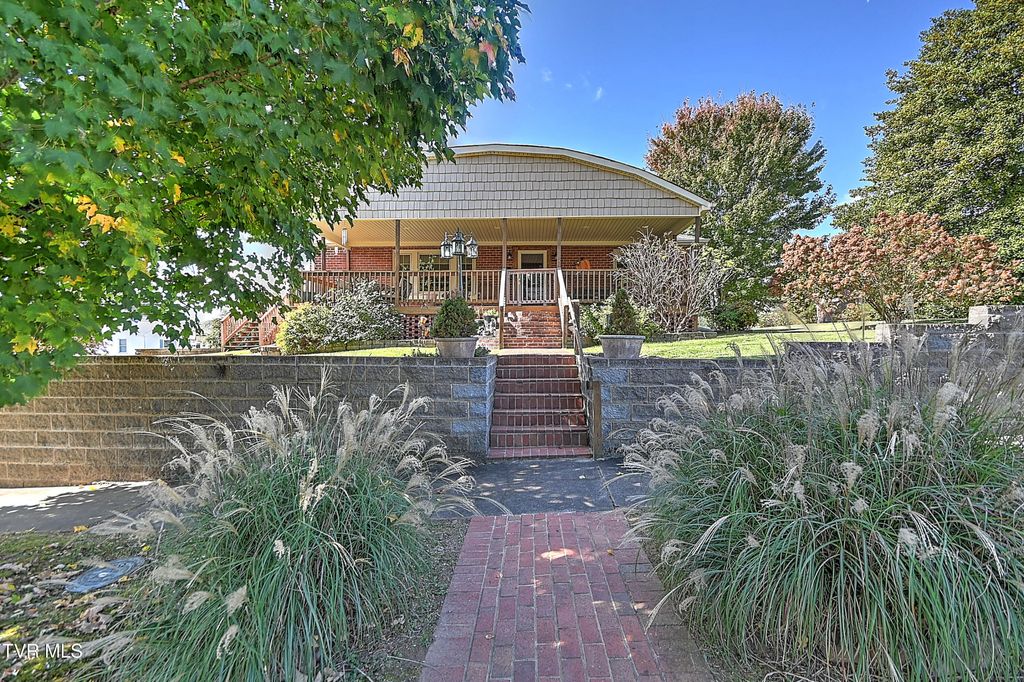 Photo of 700 Park Street, Bristol, VA 24201 (MLS # 9992013)