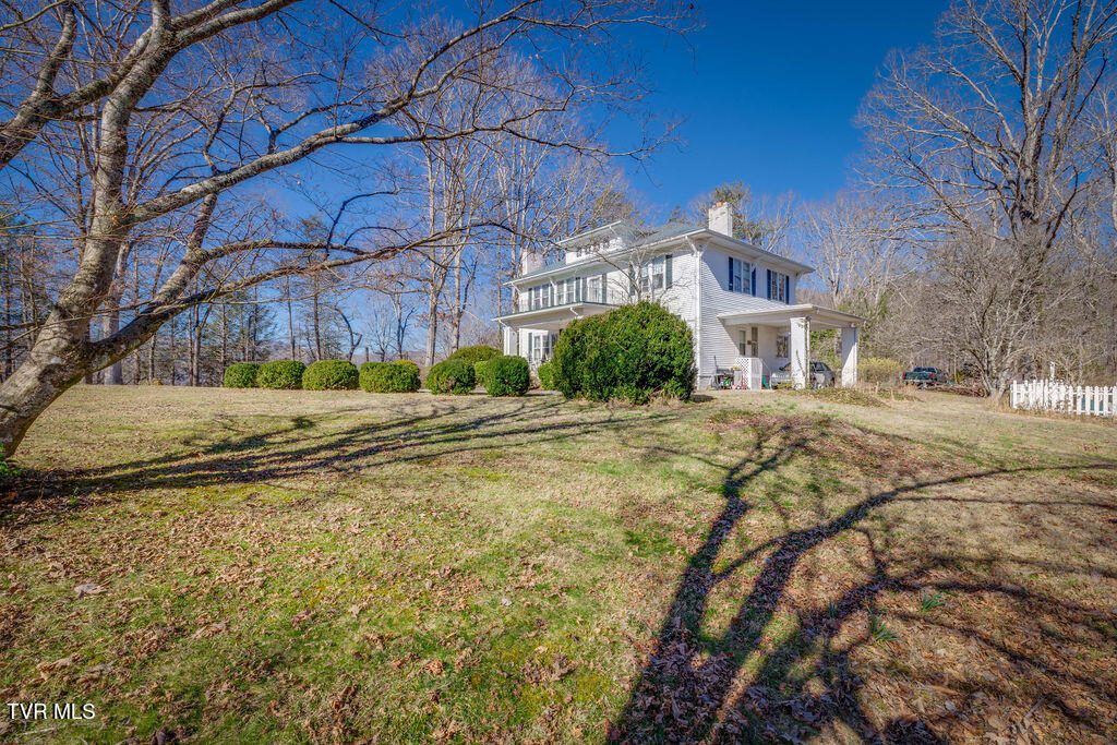 751 Holly Avenue, Erwin, Tennessee image 3