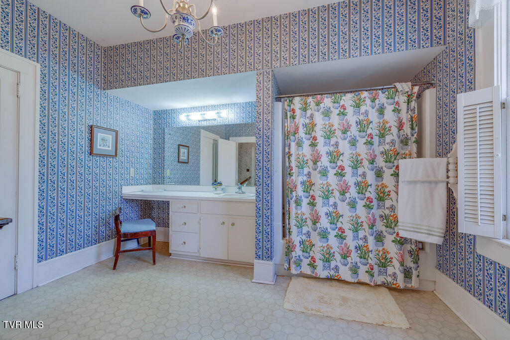 751 Holly Avenue, Erwin, Tennessee image 28