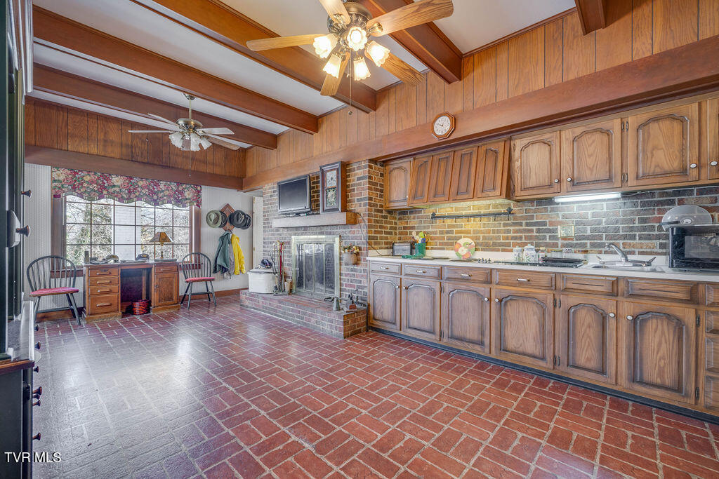 751 Holly Avenue, Erwin, Tennessee image 19