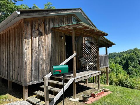 Homes For Sale - 409 Coalpit Branch Drive<br/> Coeburn, VA 24230