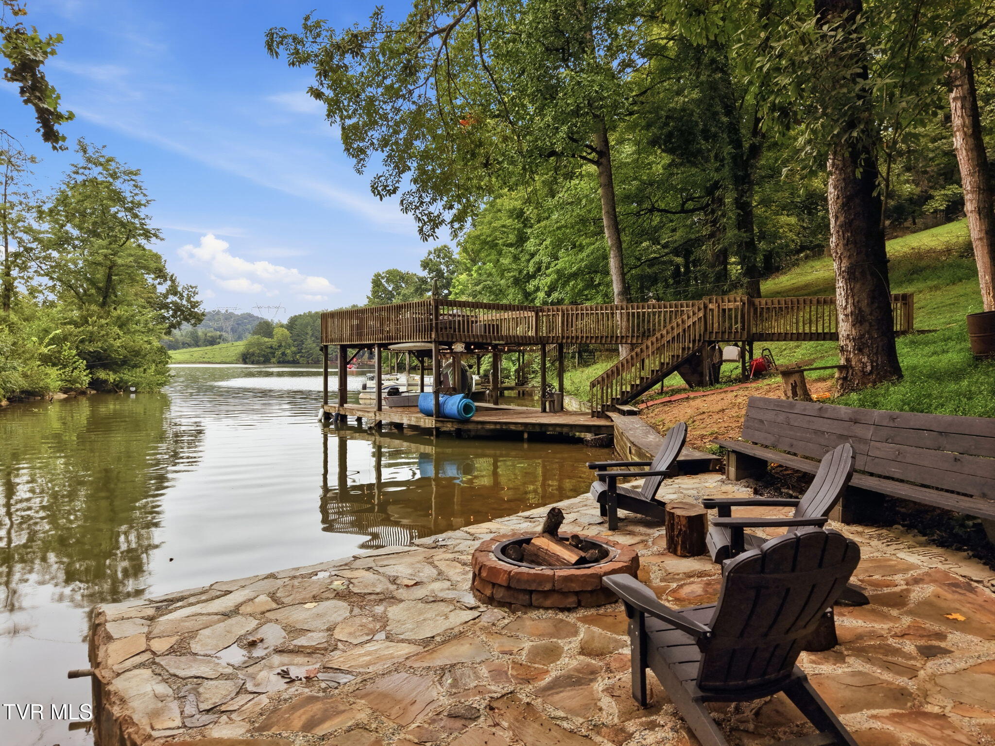 107 Rose Drive