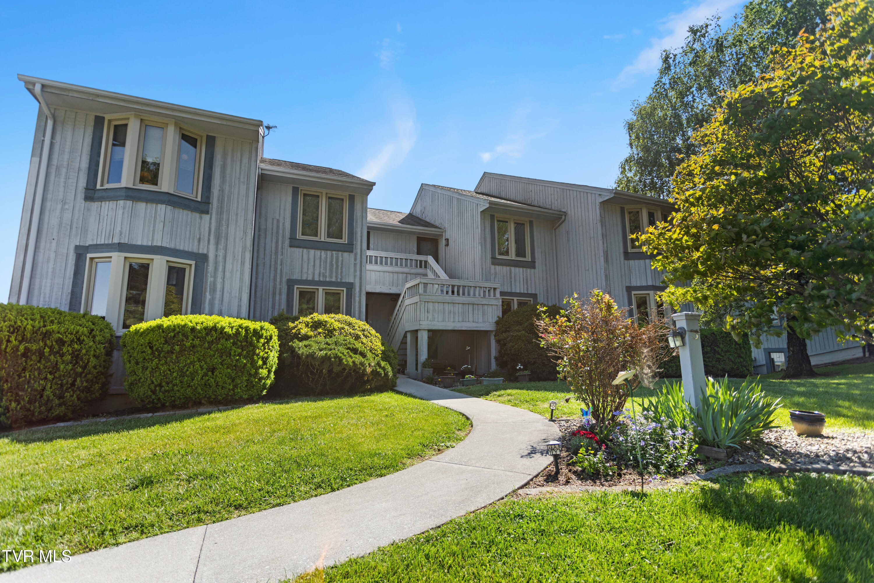 100 Wonderland Drive 5d