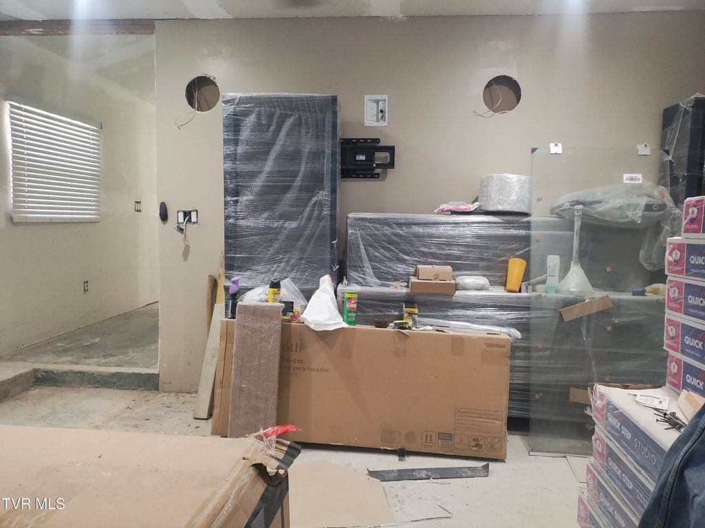 Photo of 514 Ranier Drive, Kingsport, TN 37663 (MLS # 9991683)