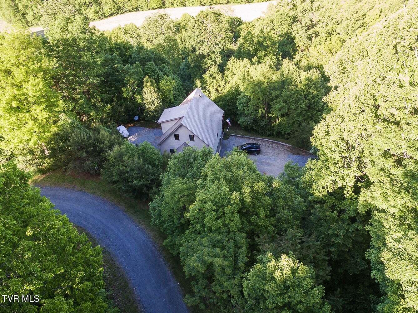 408 Eagle Ridge Road, Roan Mountain, Tennessee image 5