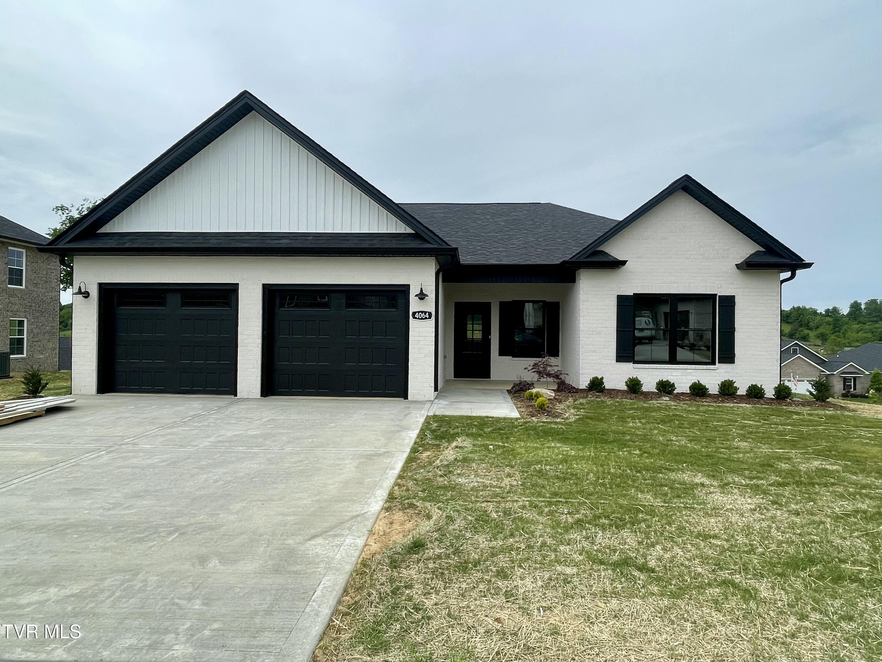 4064 Maize Place, Piney Flats, Tennessee image 1
