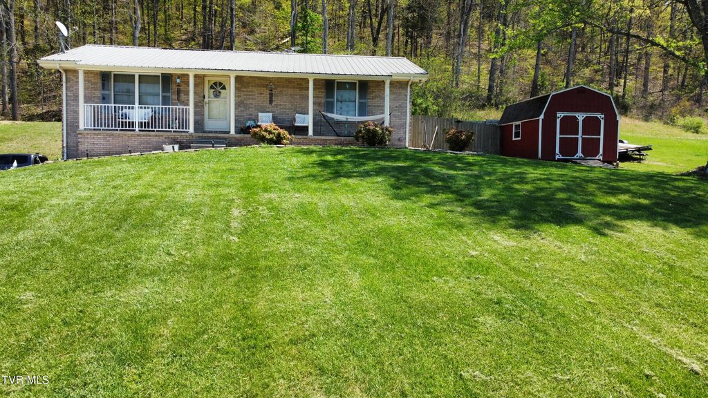 Photo of 1400 Rheatown Road, Chuckey, TN 37641 (MLS # 9993884)