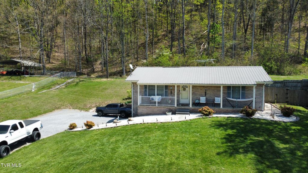 Photo of 1400 Rheatown Road, Chuckey, TN 37641 (MLS # 9993884)