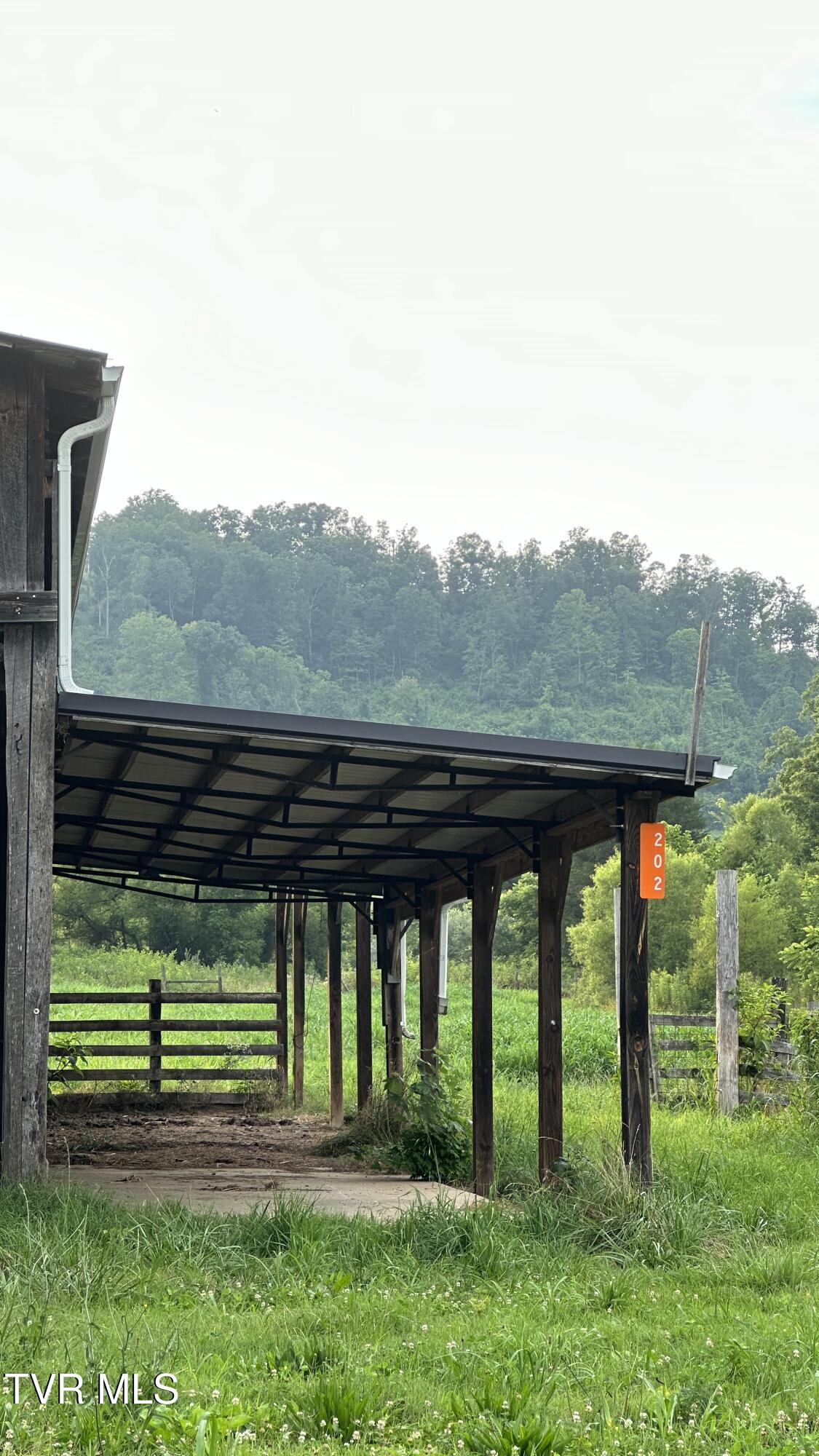 202 Eidson Lane, Rogersville, Tennessee image 16