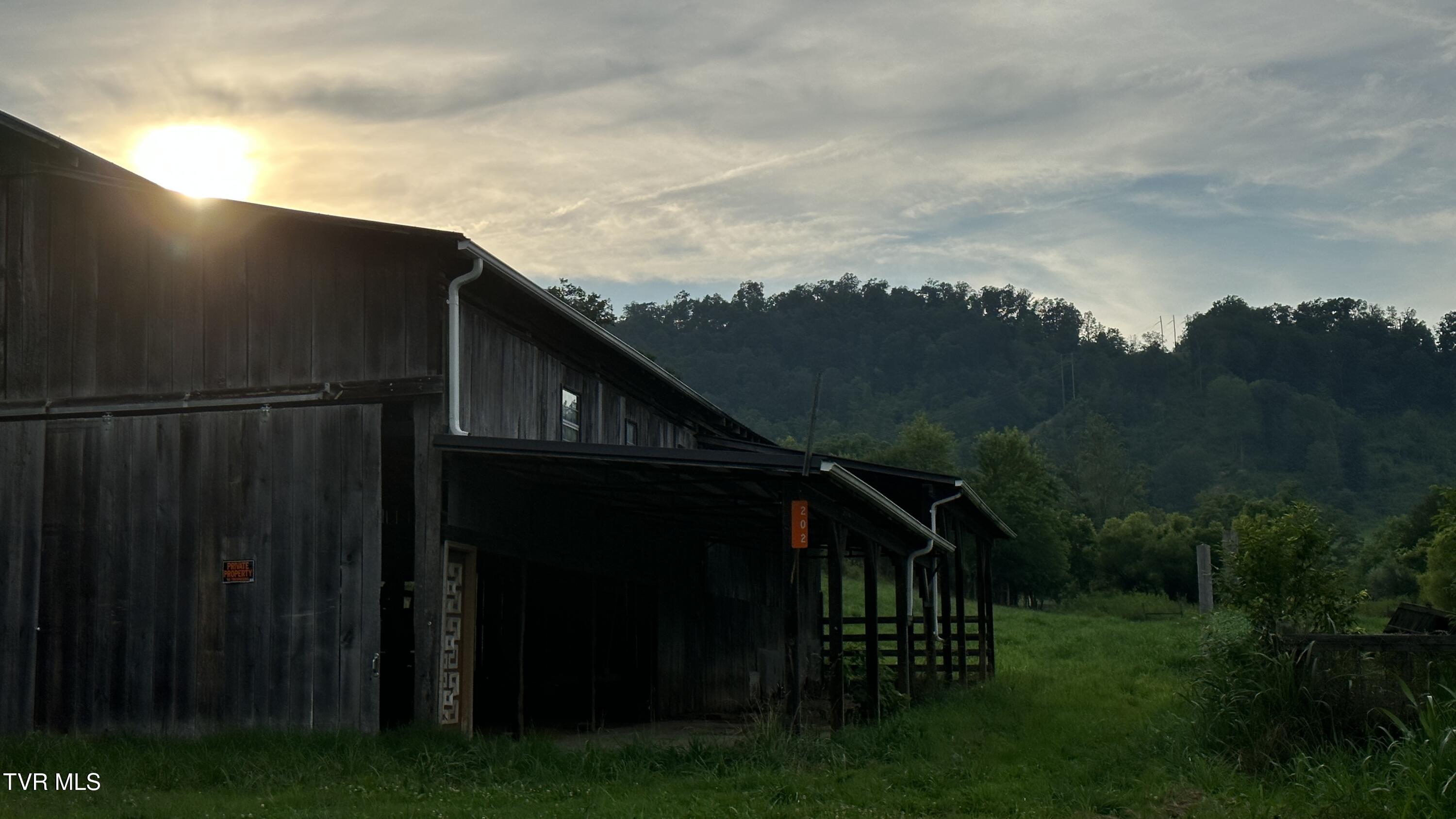 202 Eidson Lane, Rogersville, Tennessee image 18