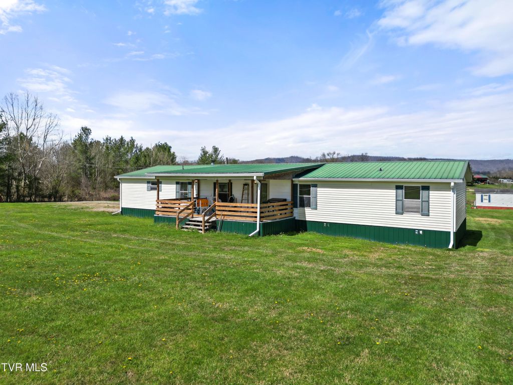 Photo of 1675 Billy Bible Road, Greeneville, TN 37745 (MLS # 9992811)