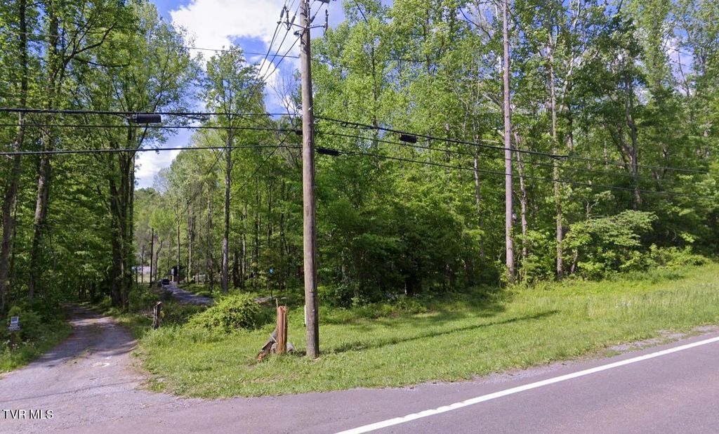 Photo of 4115 East Parkway, Gatlinburg, TN 37738 (MLS # 9988839)