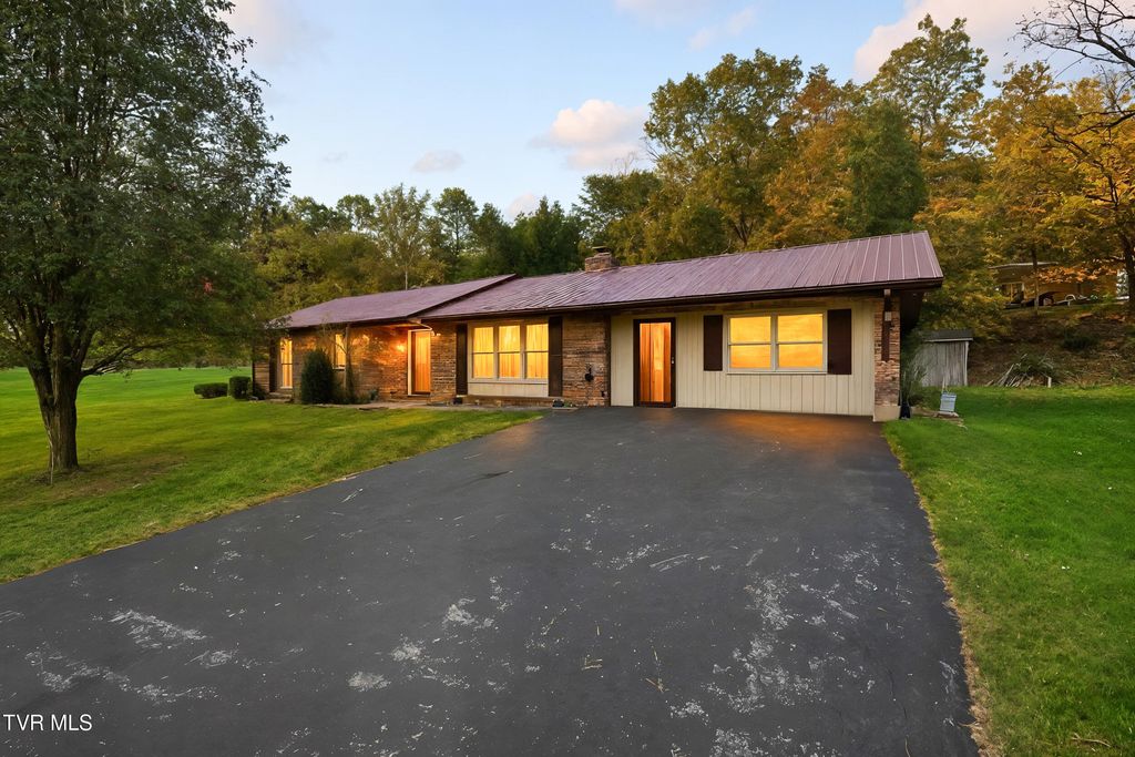 Photo of 220 Market Street, Clintwood, VA 24228 (MLS # 9987436)