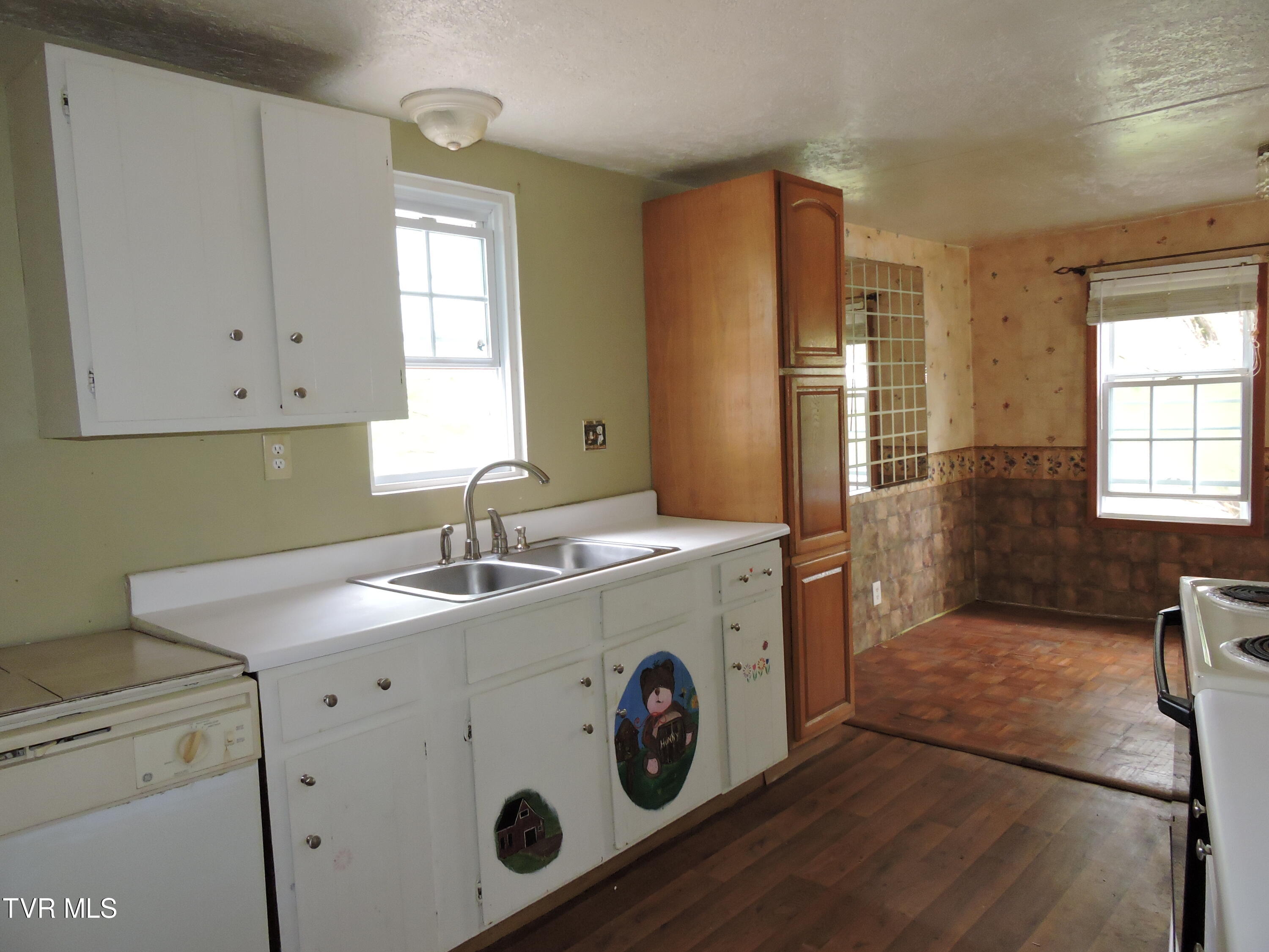 Coeburn, Virginia 24230, United States, 3 Bedrooms Bedrooms, ,1 BathroomBathrooms,Residential,Pending,58100