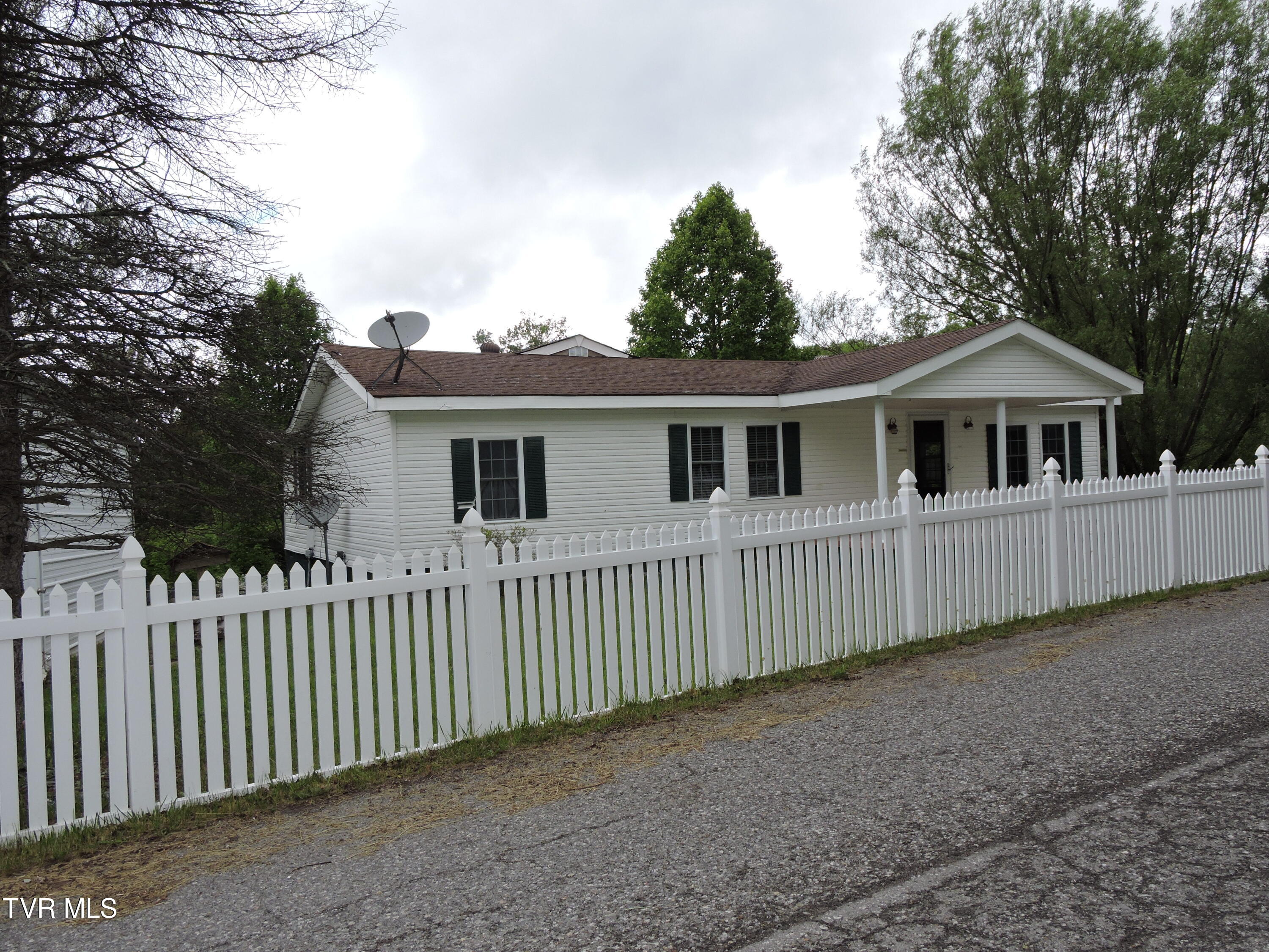 Coeburn, Virginia 24230, United States, 3 Bedrooms Bedrooms, ,1 BathroomBathrooms,Residential,Pending,58100