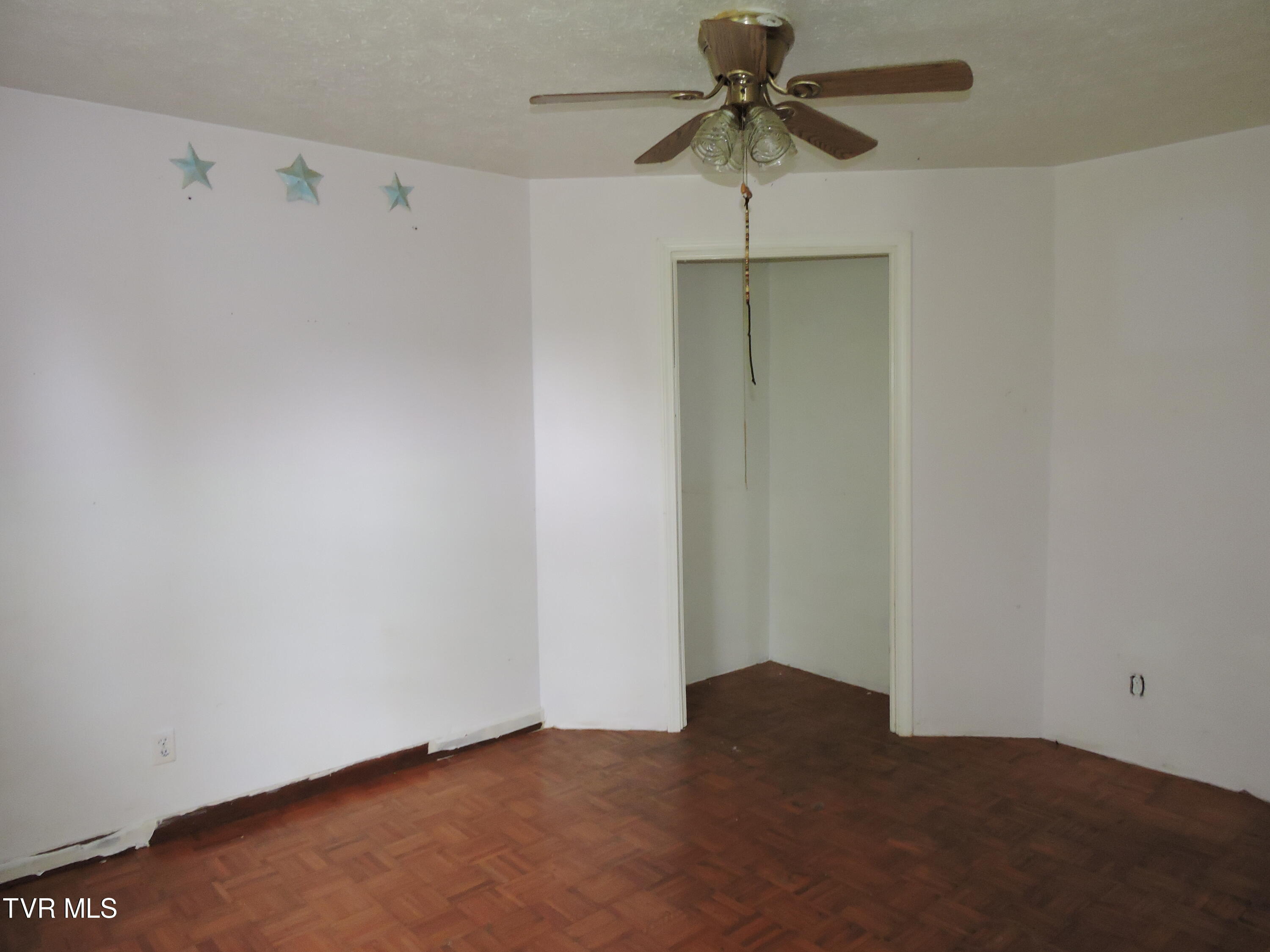 Coeburn, Virginia 24230, United States, 3 Bedrooms Bedrooms, ,1 BathroomBathrooms,Residential,Pending,58100