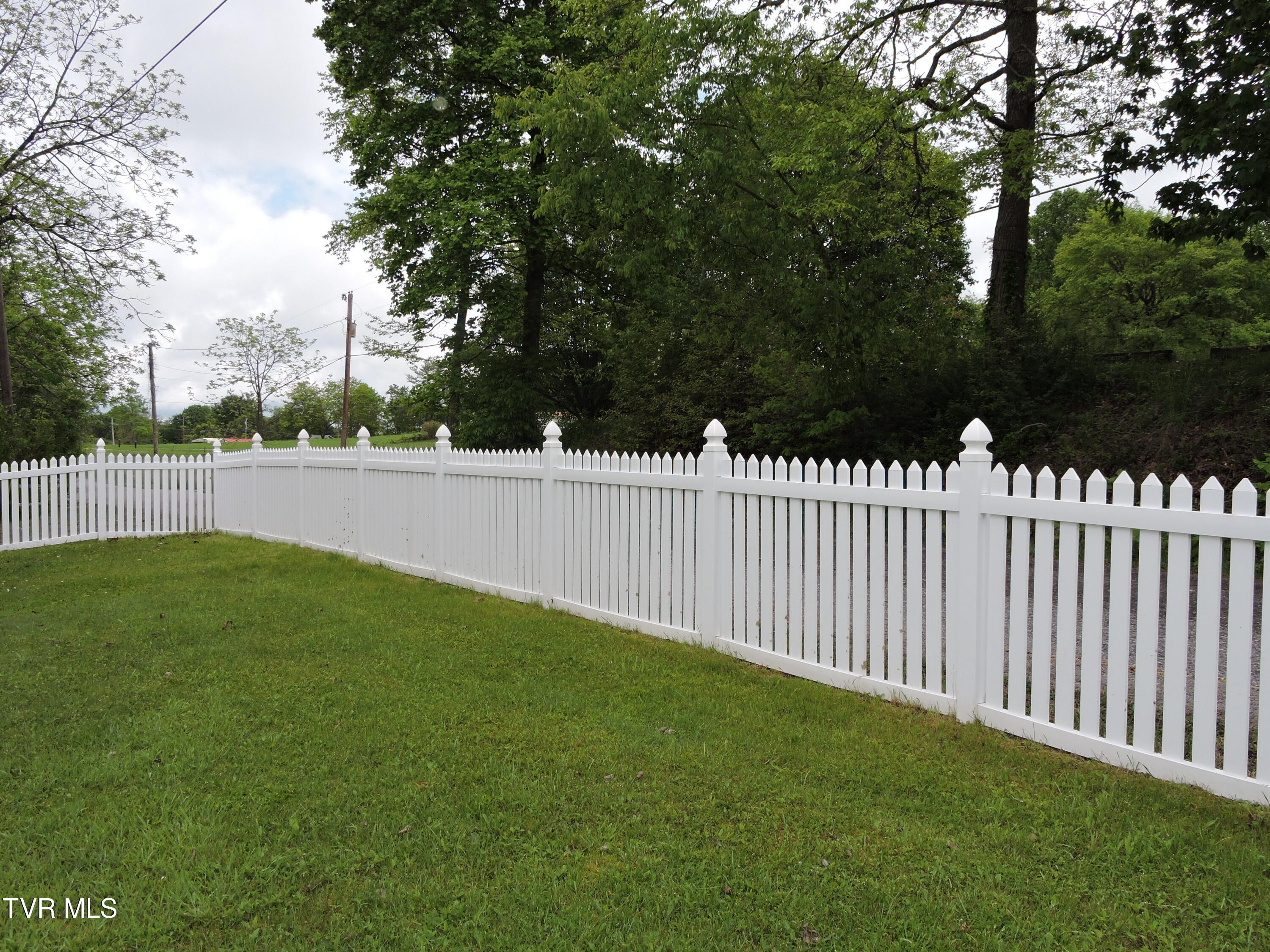 Coeburn, Virginia 24230, United States, 3 Bedrooms Bedrooms, ,1 BathroomBathrooms,Residential,Pending,58100