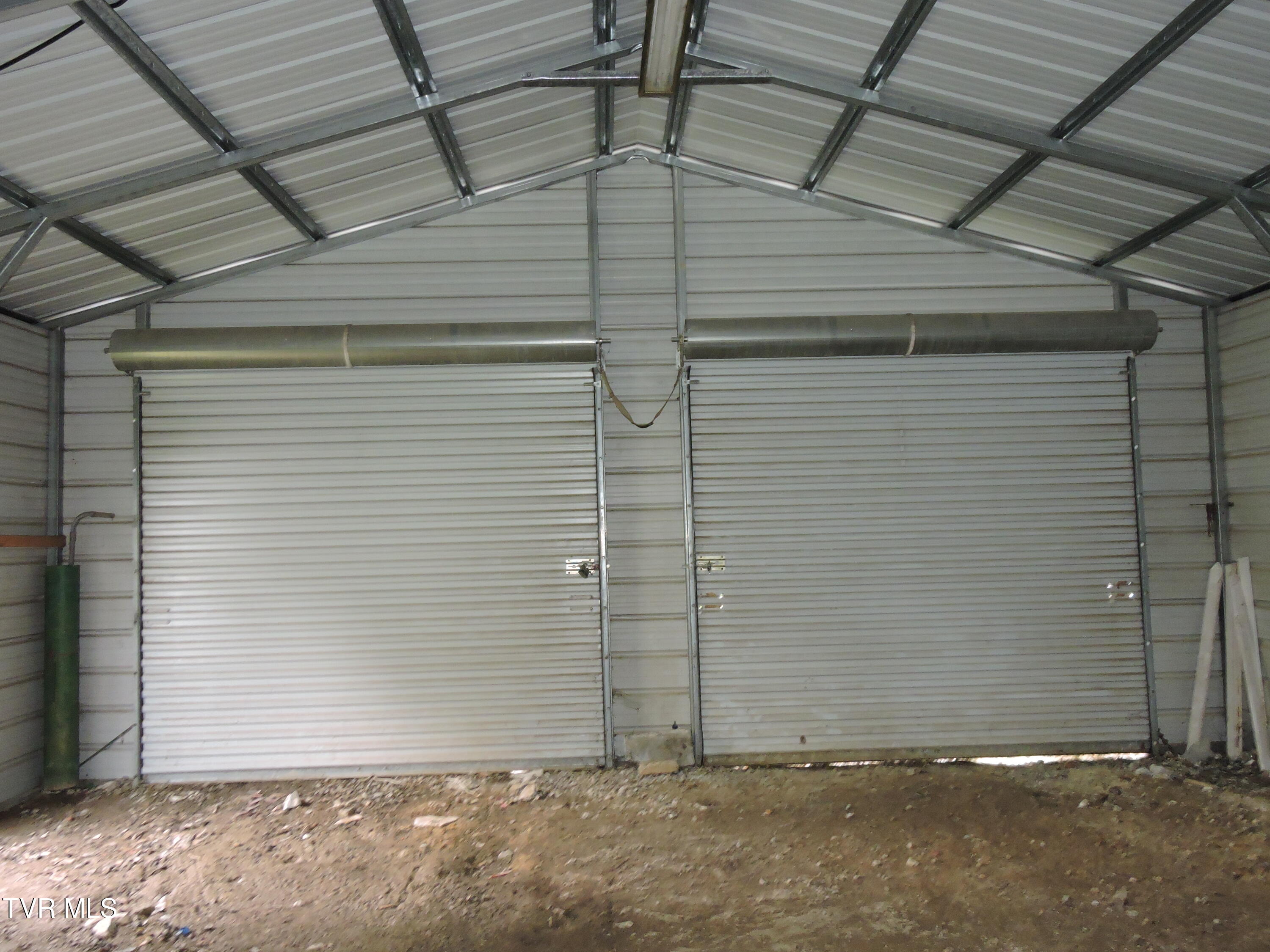 Coeburn, Virginia 24230, United States, 3 Bedrooms Bedrooms, ,1 BathroomBathrooms,Residential,Pending,58100