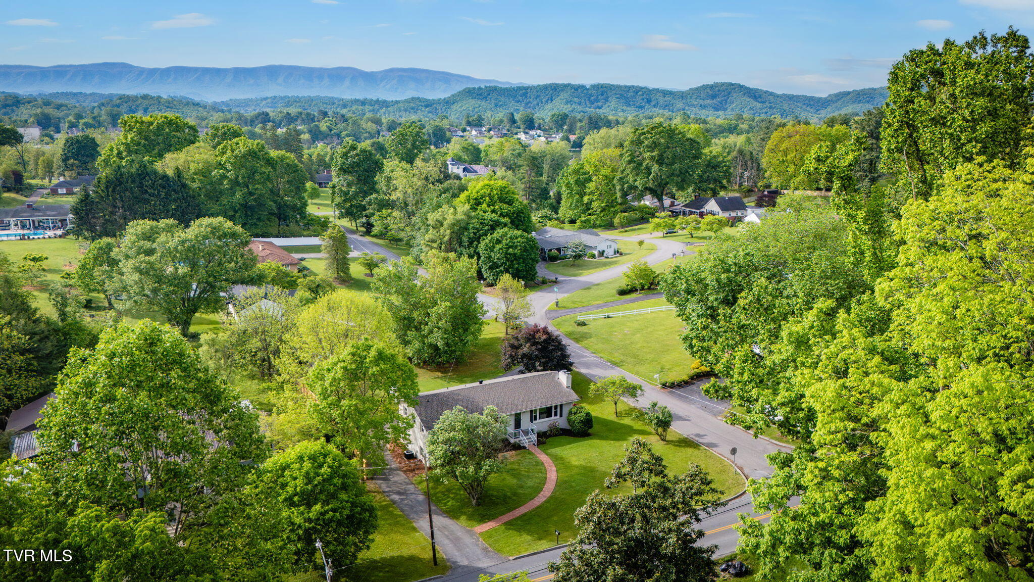 541 Vance Drive, Bristol, Tennessee image 39