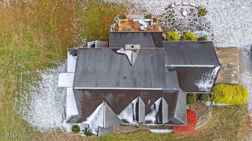 Photo of 203 Peoples Farm Road, Johnson City, TN 37601 (MLS # 9988519)