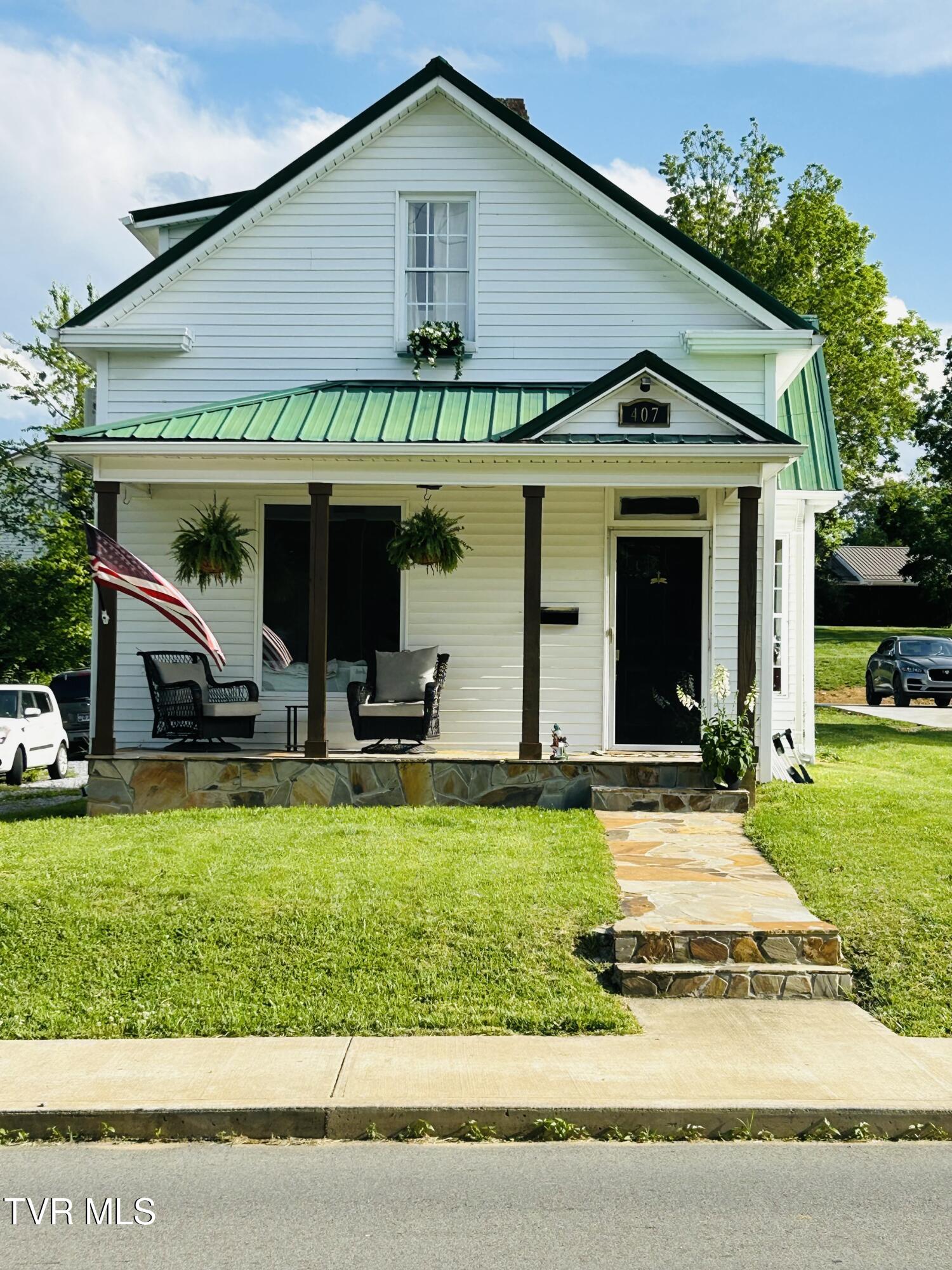 407 Irish Street, Greeneville, Tennessee image 1