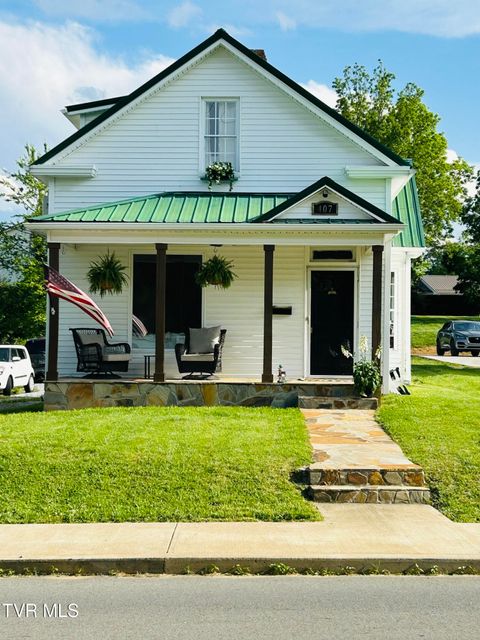 Tiny photo for 407 Irish Street, Greeneville, TN 37743 (MLS # 9980065)