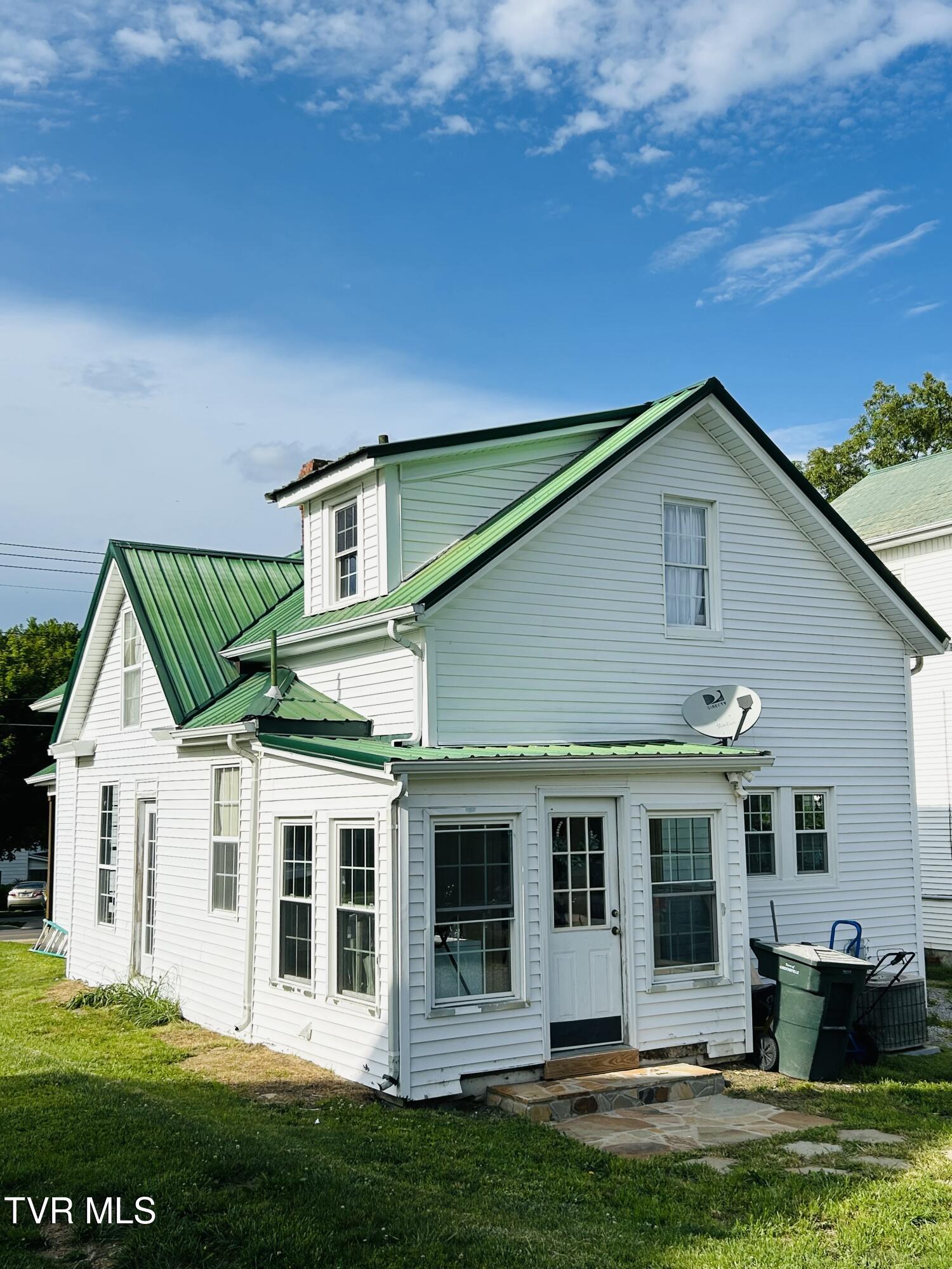 407 Irish Street, Greeneville, Tennessee image 6