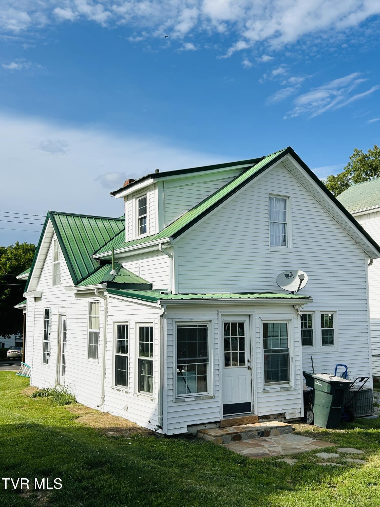 407 Irish Street, Greeneville, Tennessee image 5