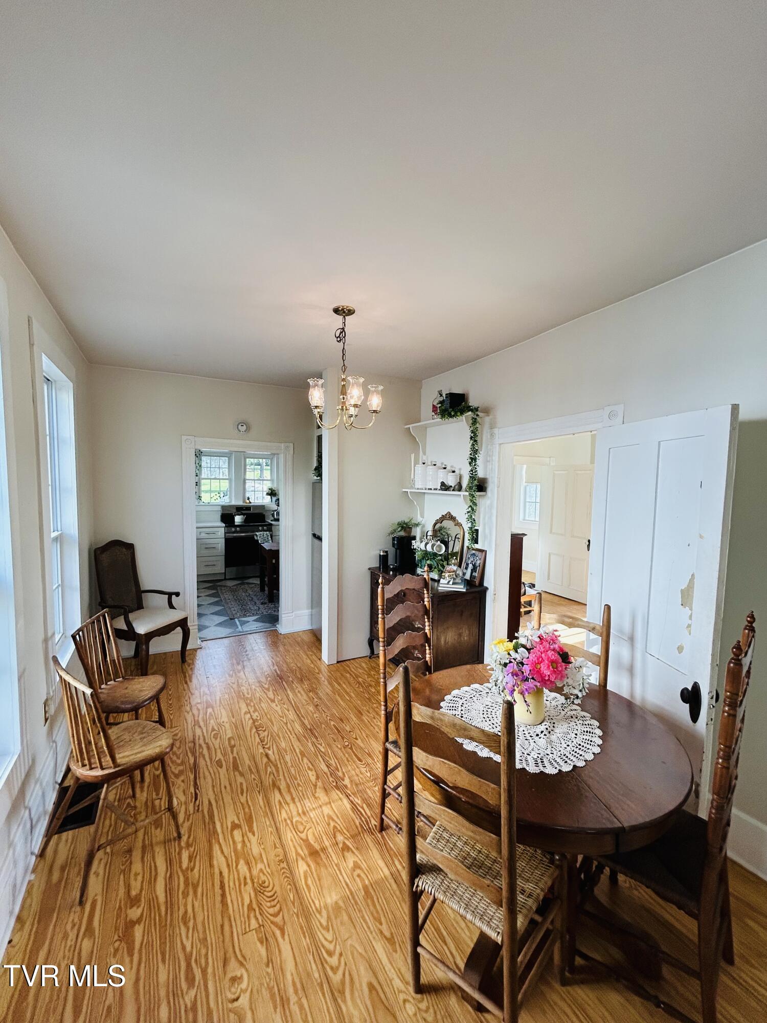 407 Irish Street, Greeneville, Tennessee image 20