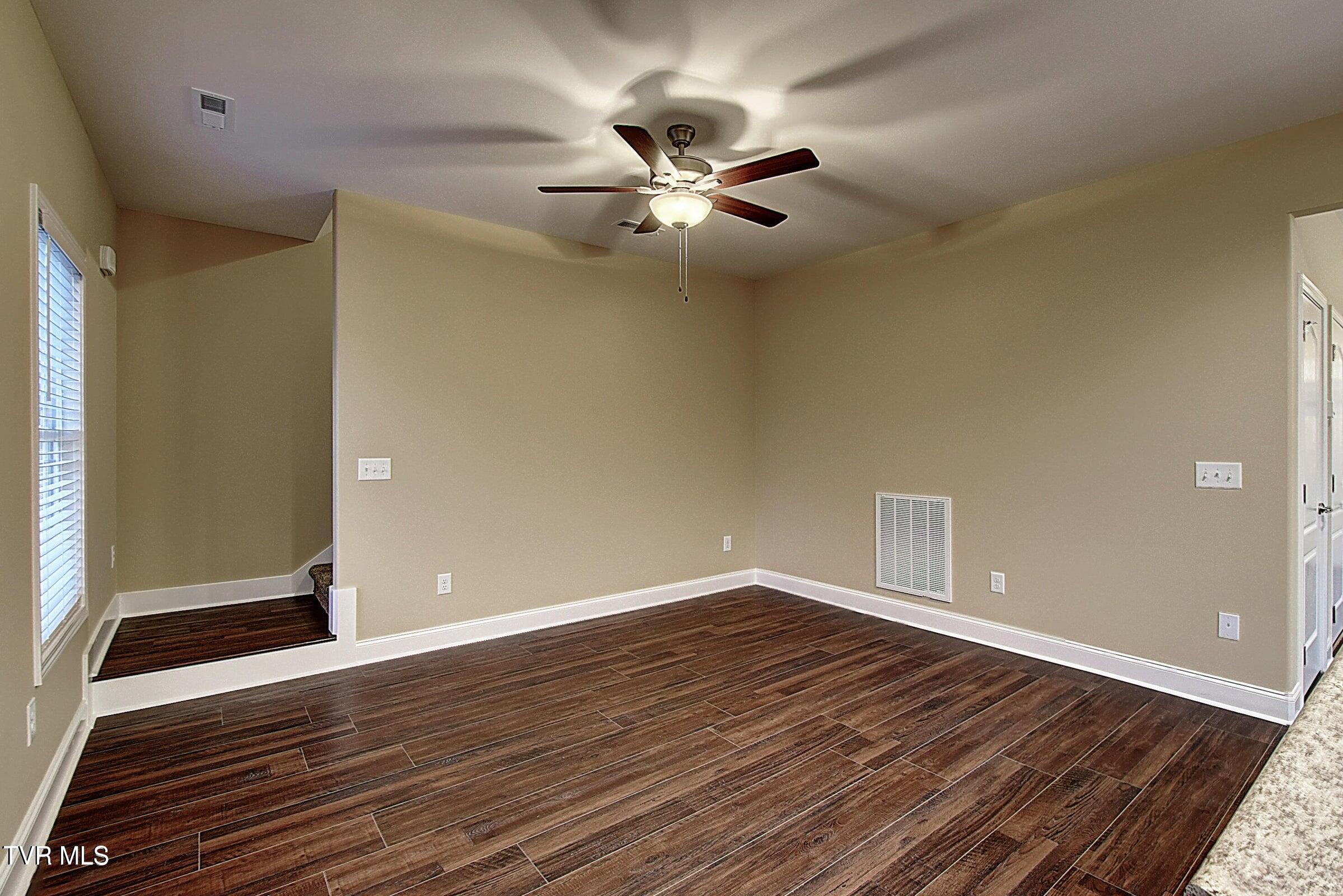 185 Chucks Alley, Jonesborough, Tennessee image 12