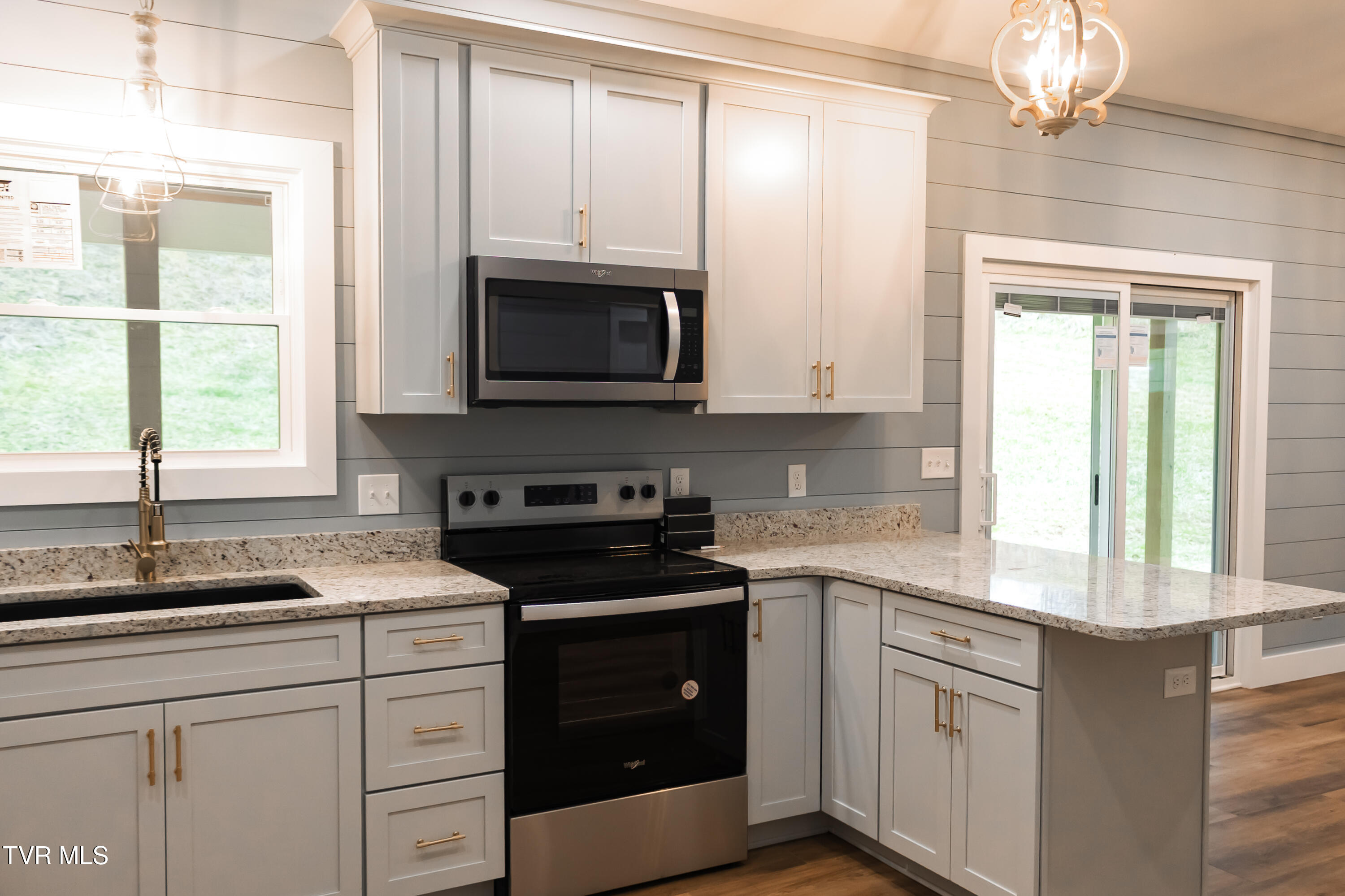 134 Powder Hollow Road, Unicoi, Tennessee image 8