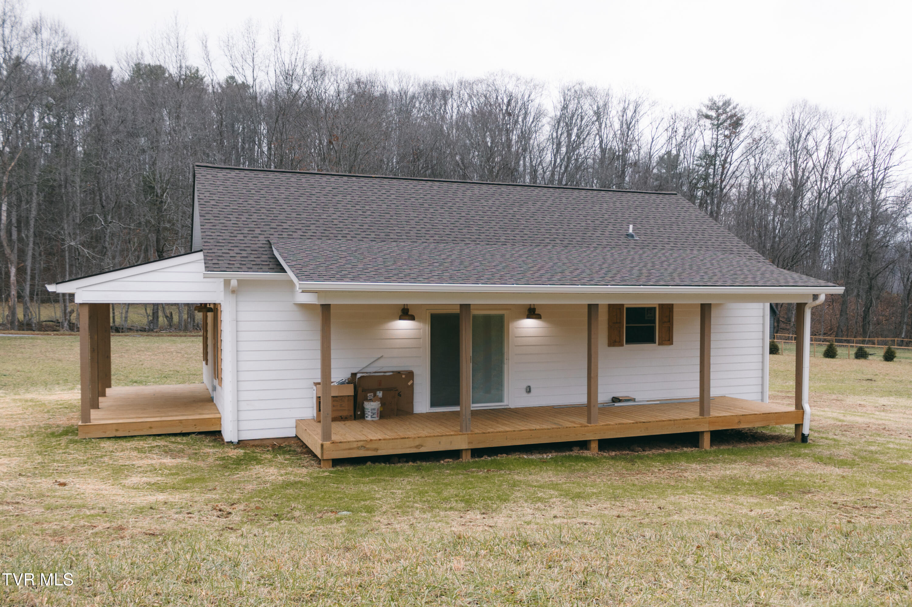 134 Powder Hollow Road, Unicoi, Tennessee image 3