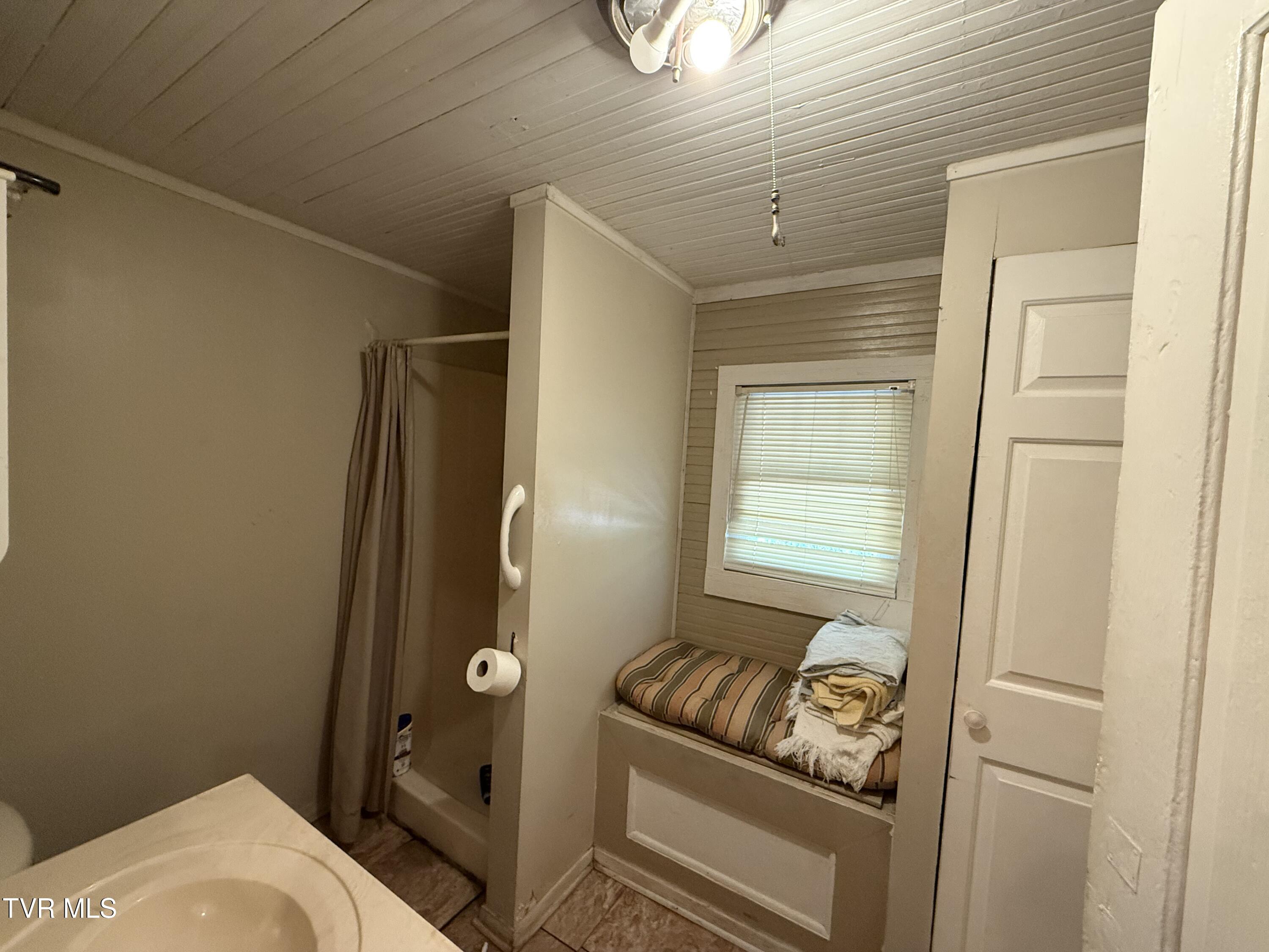 214 Sycamore Street, Elizabethton, Tennessee image 30