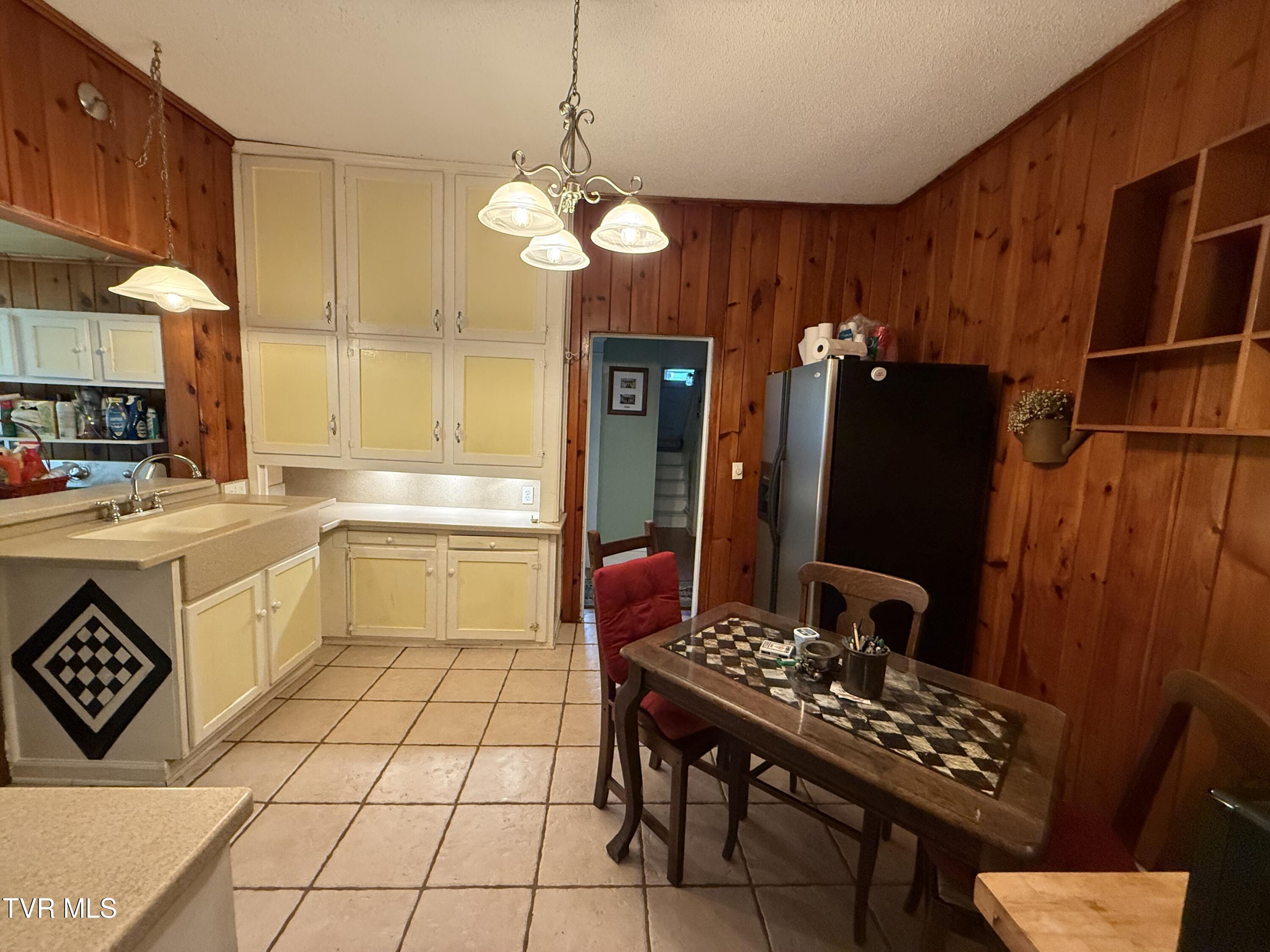 214 Sycamore Street, Elizabethton, Tennessee image 19