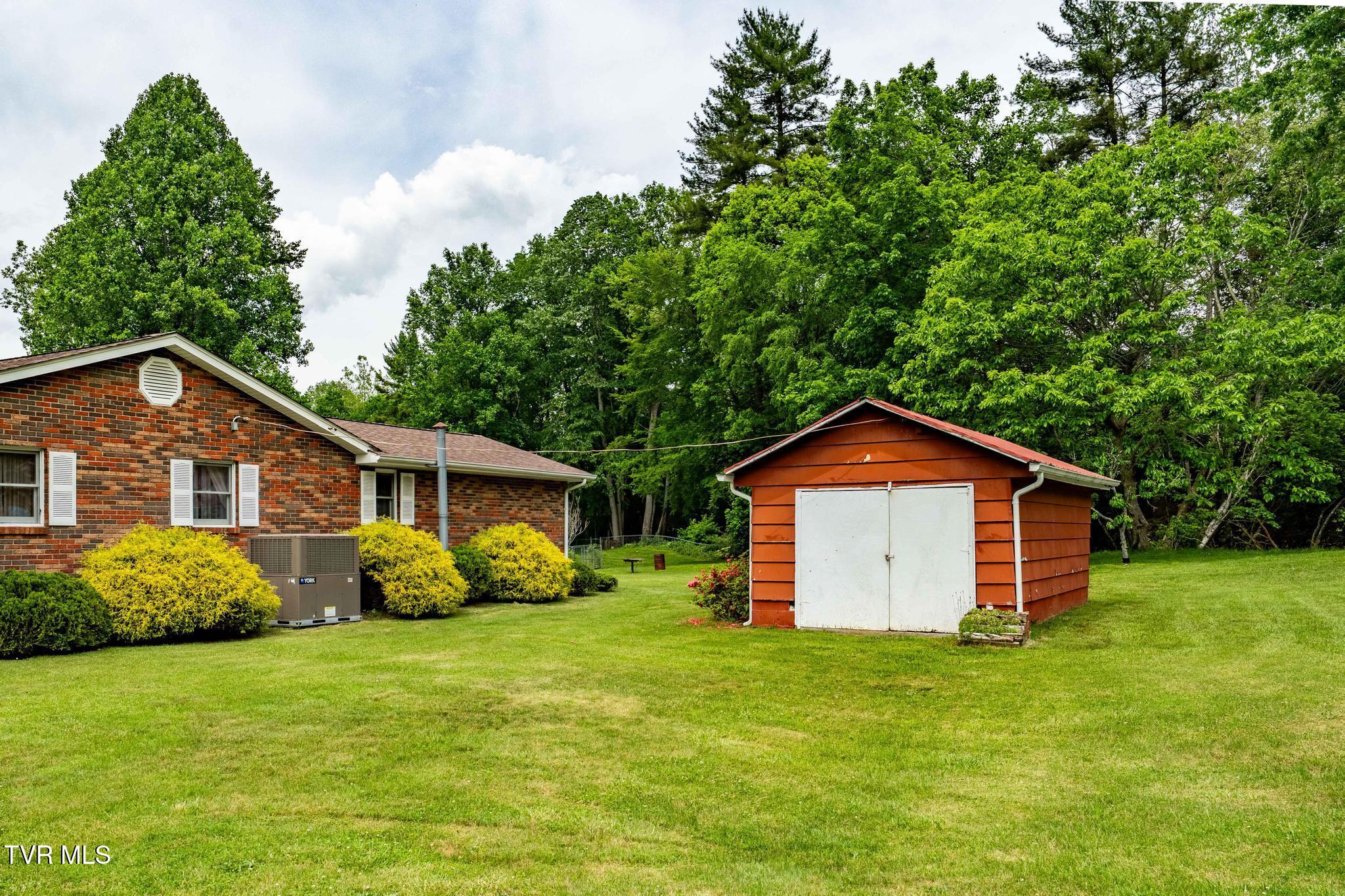 1867 Gentry Creek Road, Laurel Bloomery, Tennessee image 19