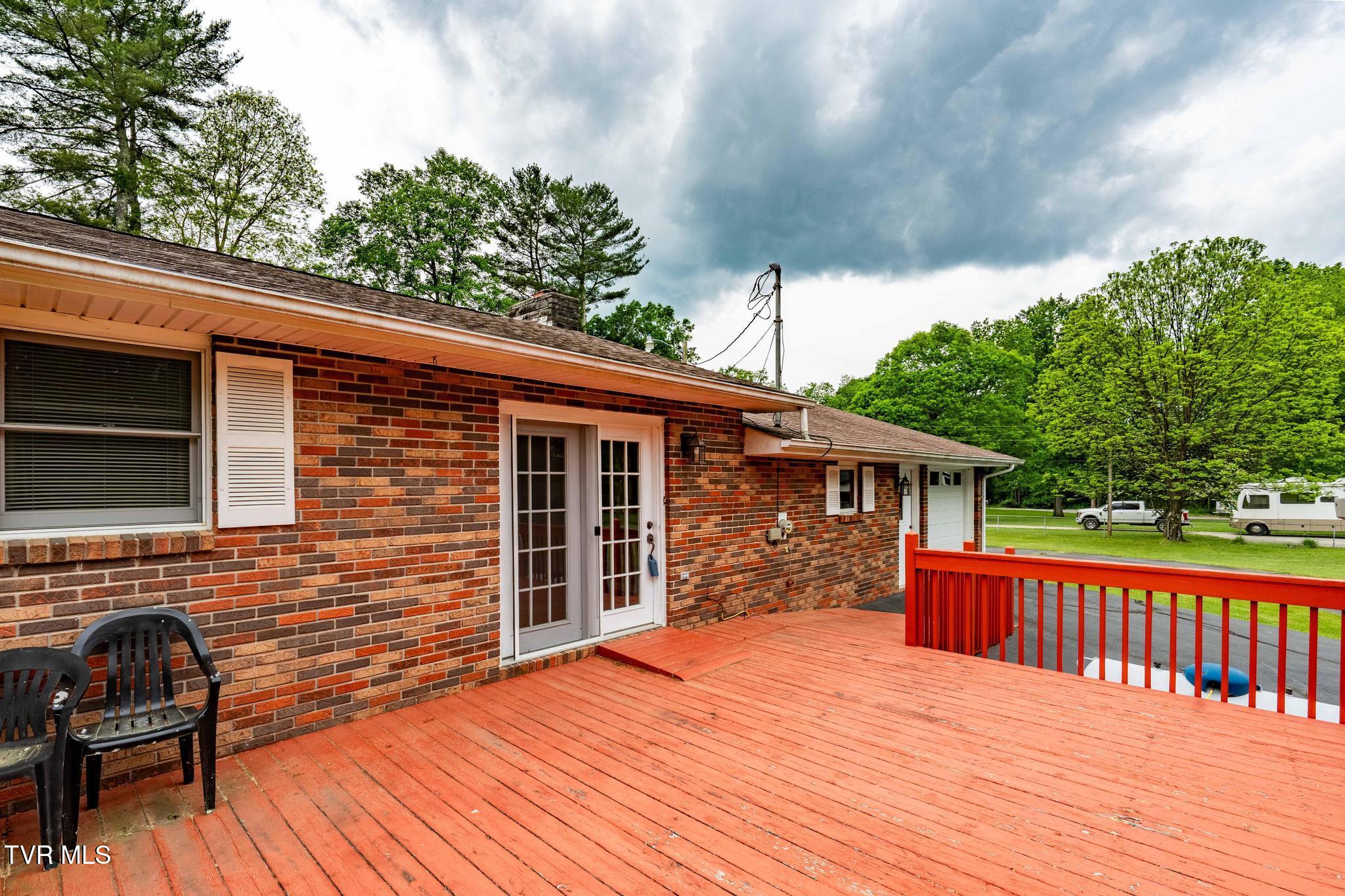 1867 Gentry Creek Road, Laurel Bloomery, Tennessee image 30