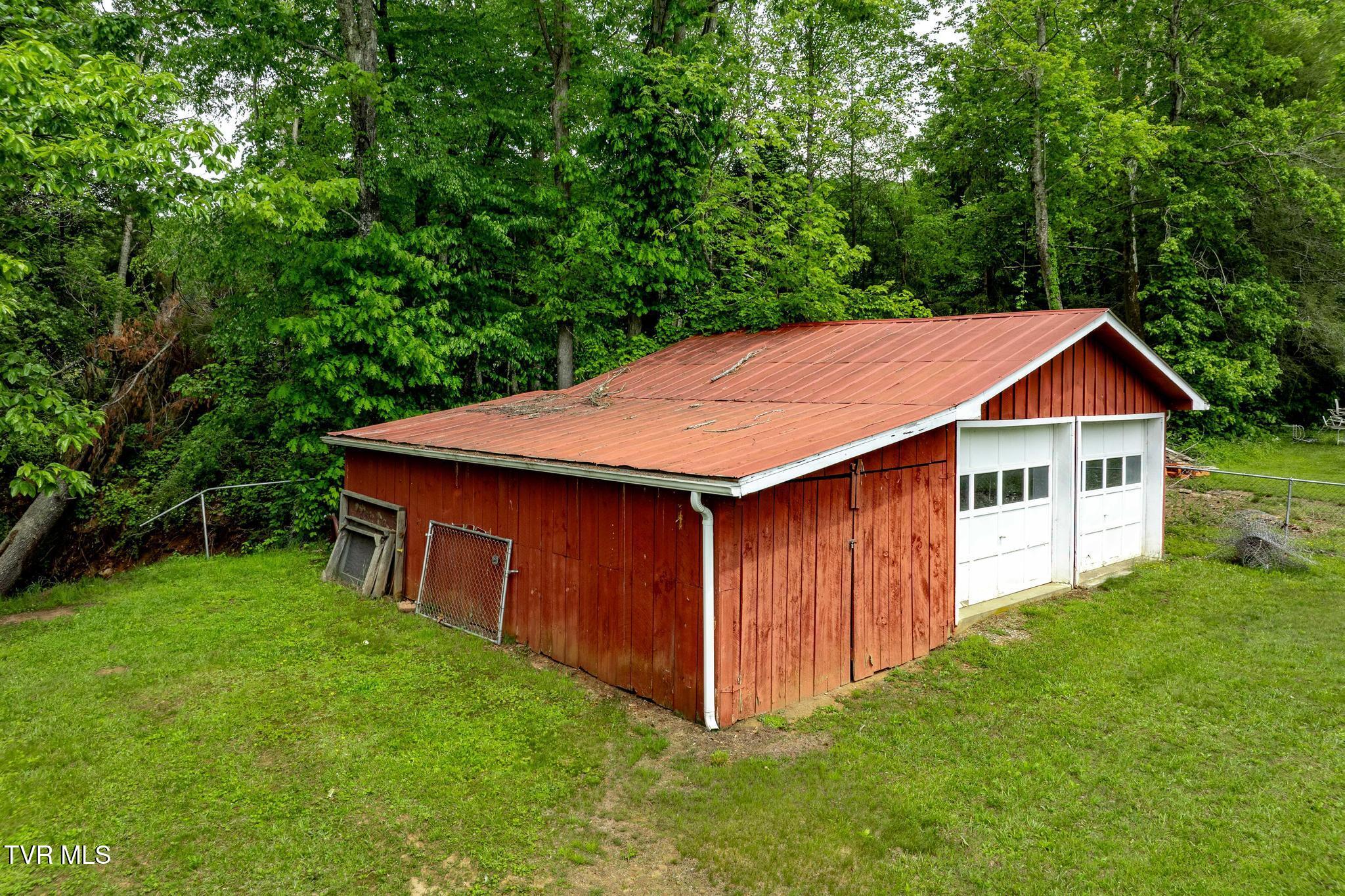 1867 Gentry Creek Road, Laurel Bloomery, Tennessee image 9