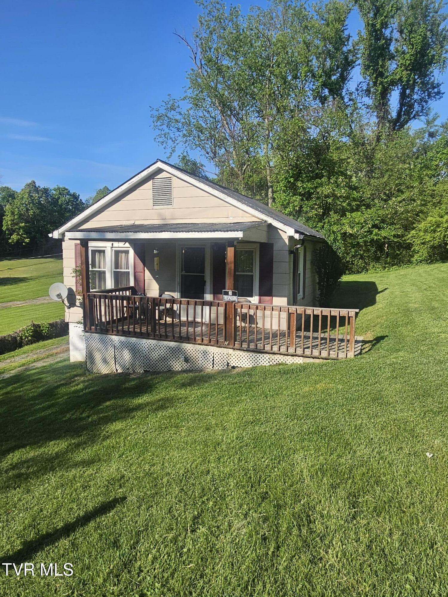 406 Banks Street, Greeneville, Tennessee image 1