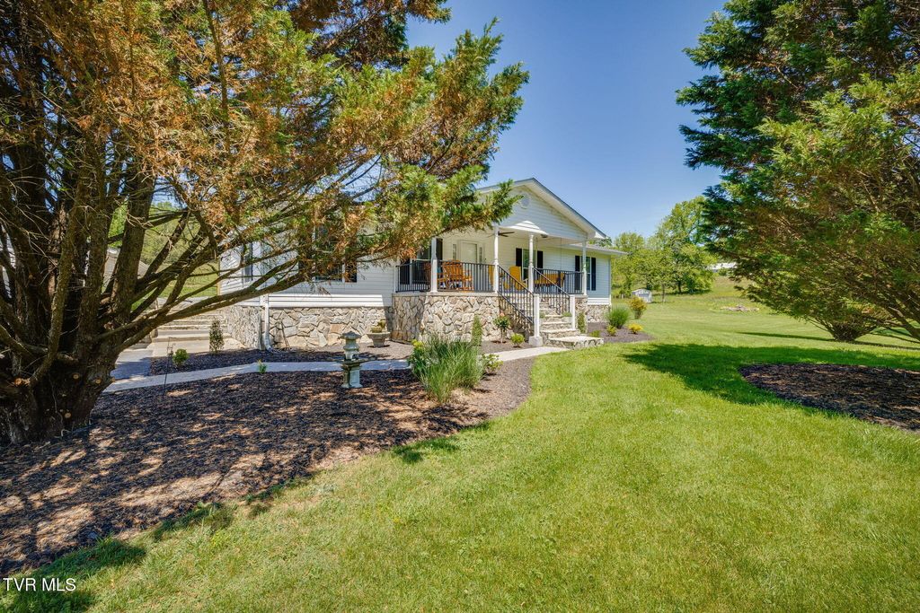 Photo of 295 Sinking Creek Road, Johnson City, TN 37601 (MLS # 9995560)