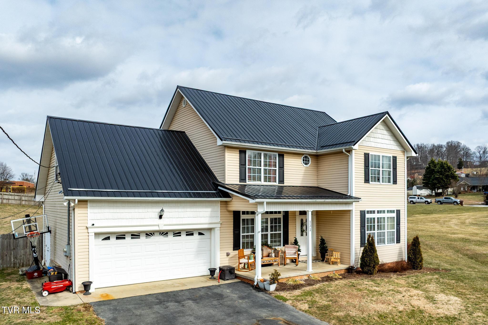 131 Humming Bird Way