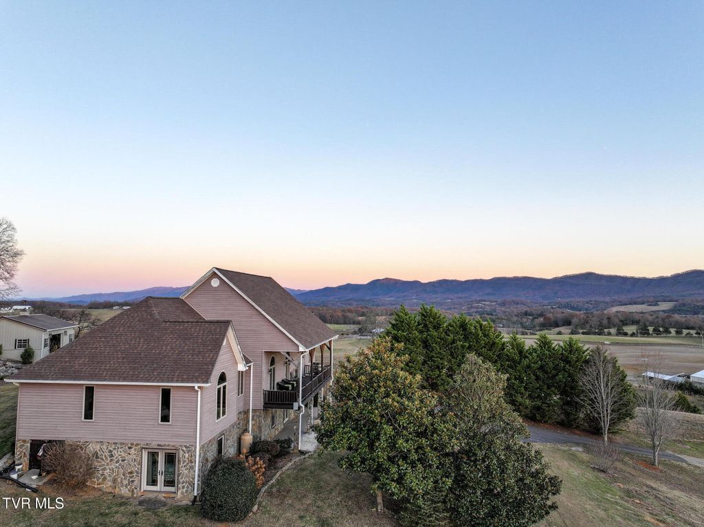 Photo of 3706 Salem Rd Rd, Parrottsville, TN 37843 (MLS # 9988392)