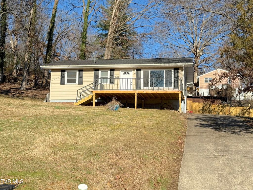 Photo of 542 Jersey Street, Kingsport, TN 37660 (MLS # 9989551)