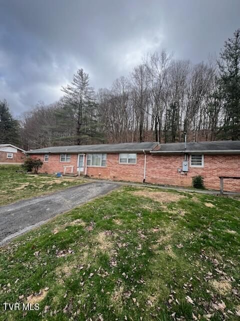 702 May Drive Jonesborough TN 37659